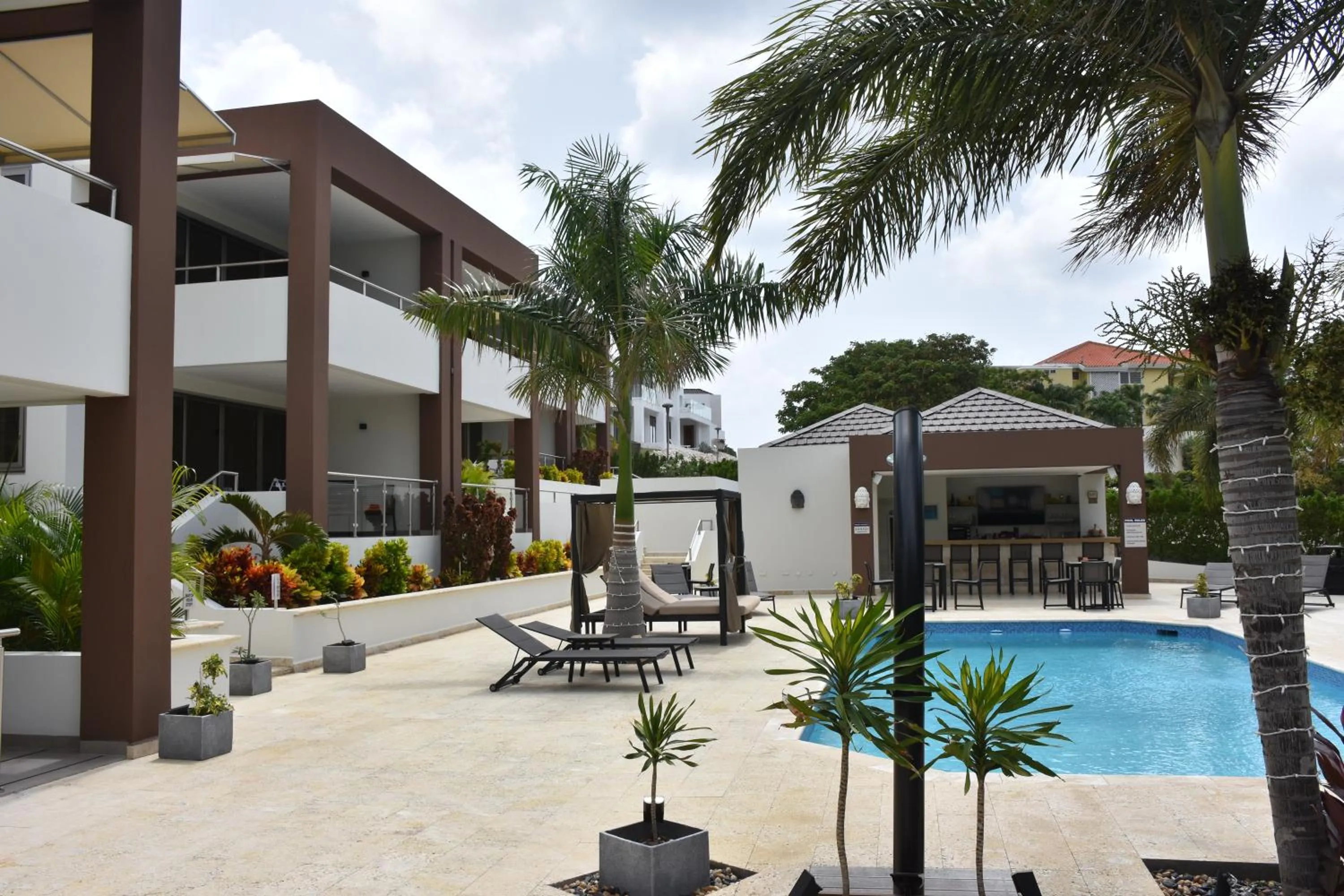 Property building in Xanadu Apartments at Blue Bay Golf & Beach Resort