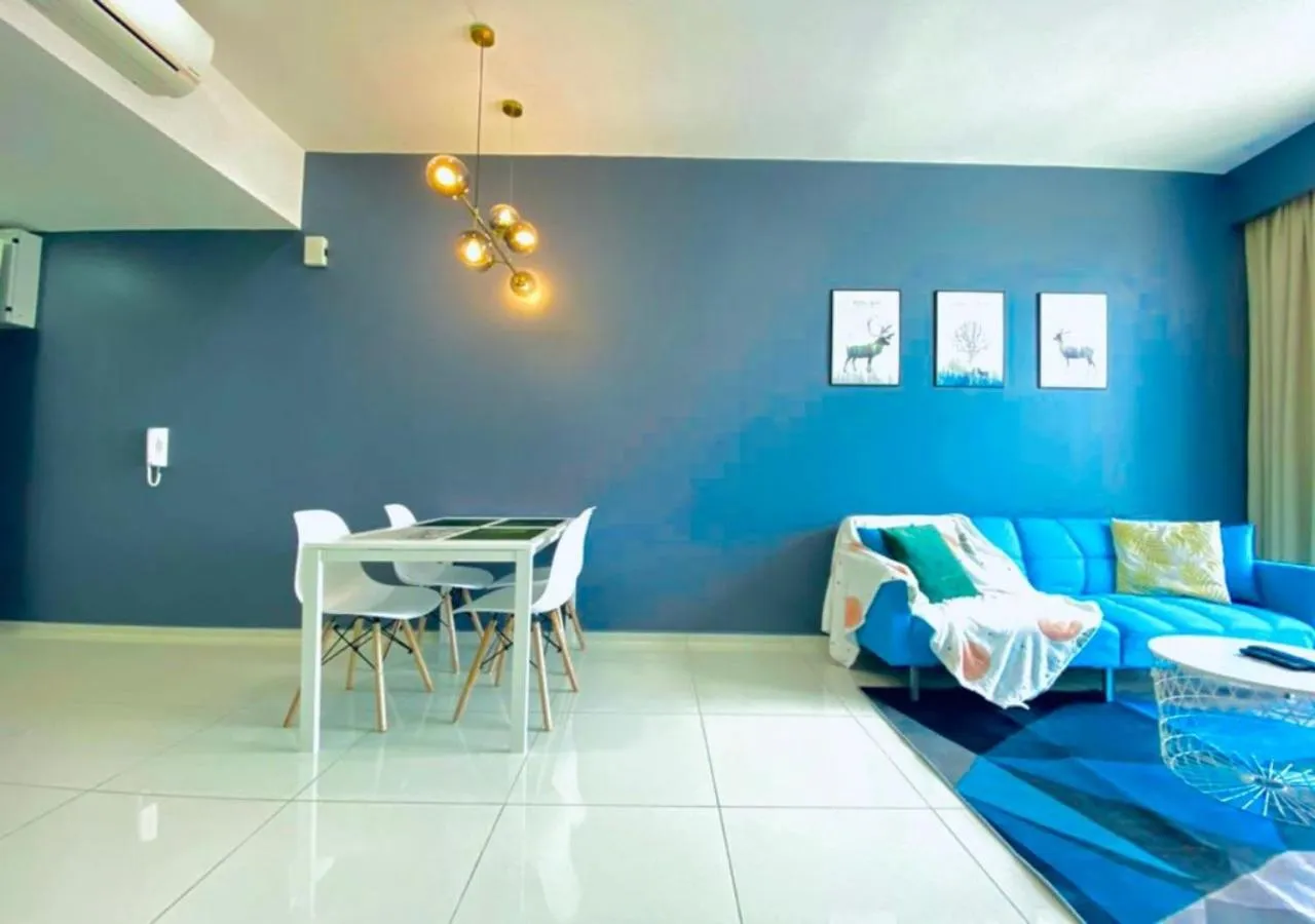 Bed in Robertson PanoramaKL Suites