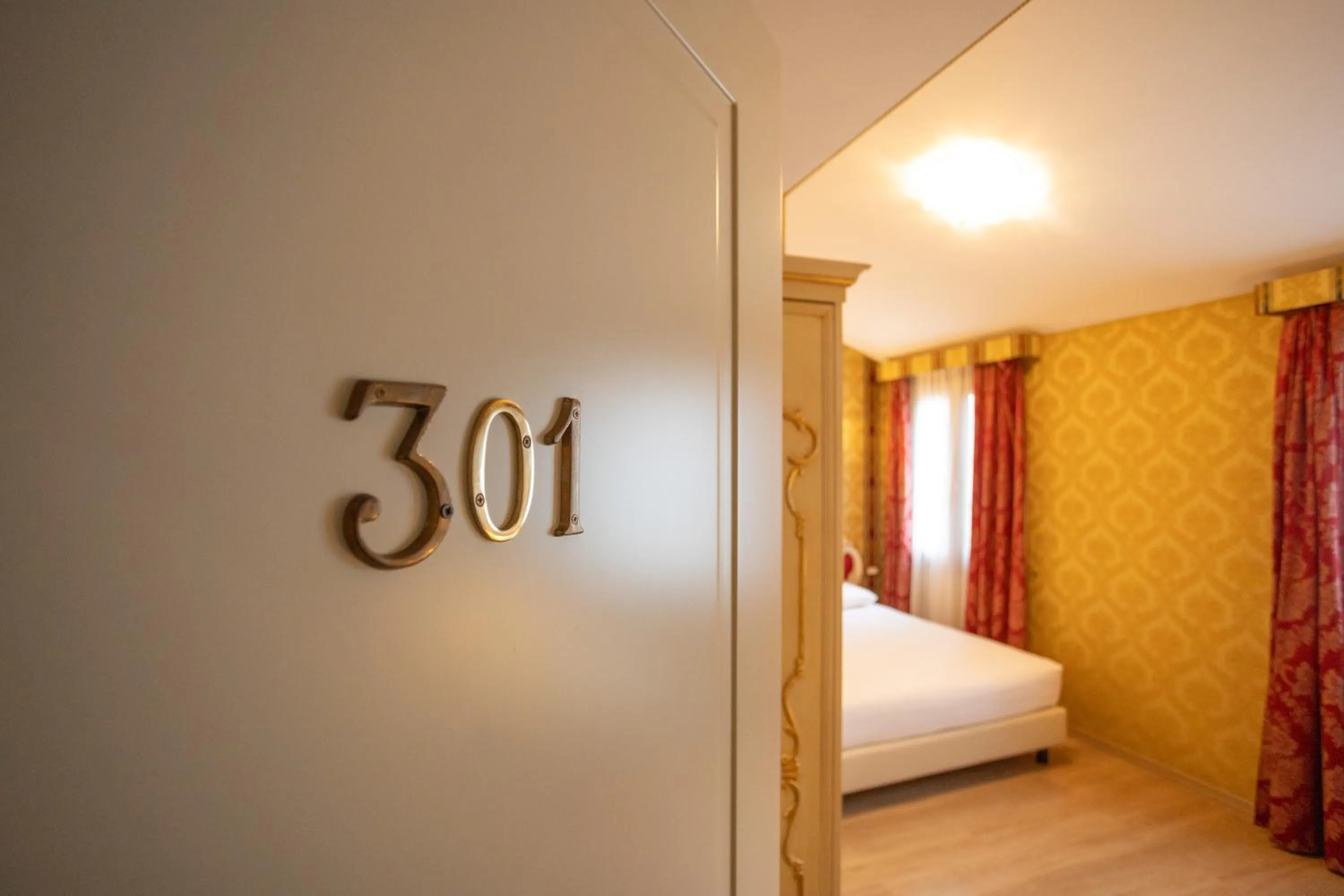 Bedroom, Bed in Duomo Boutique Hotel