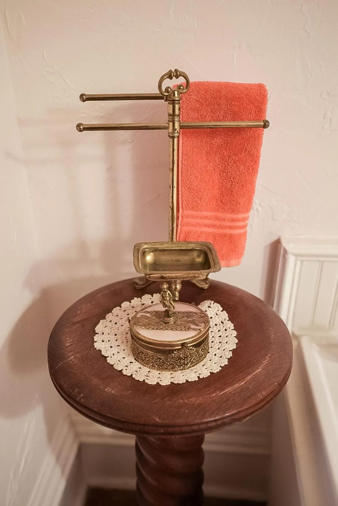 Decorative detail in Grandison Inn