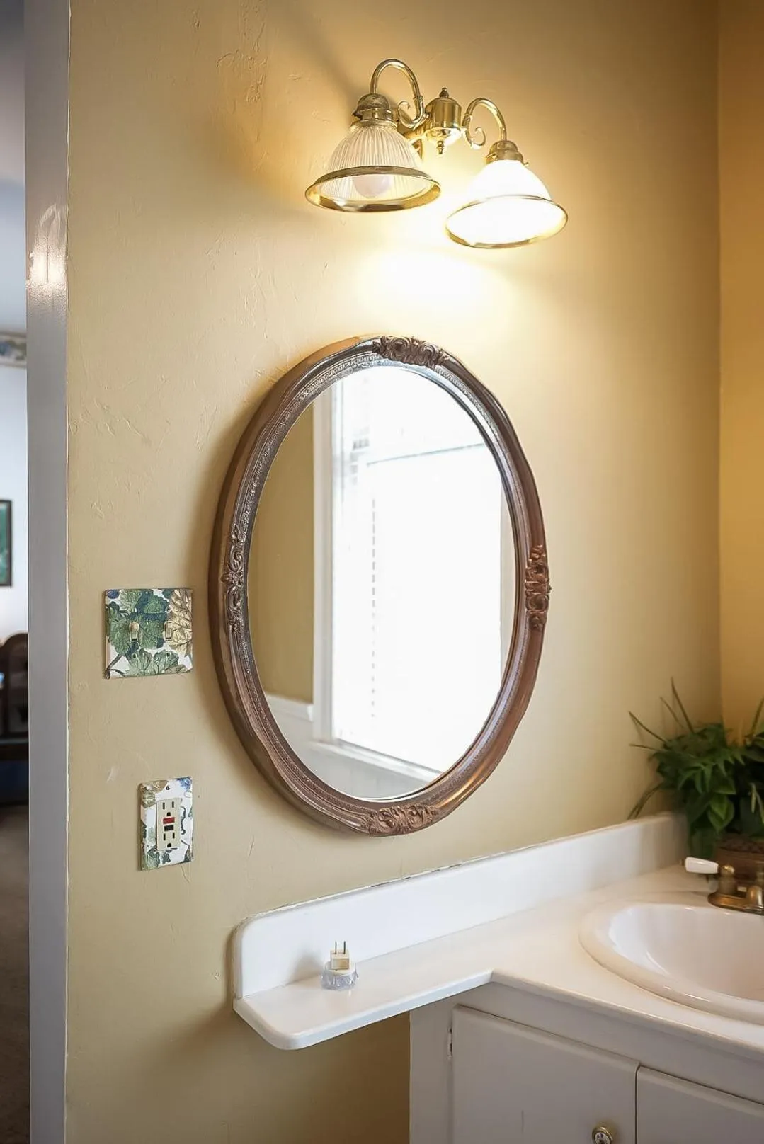 Bathroom in Grandison Inn