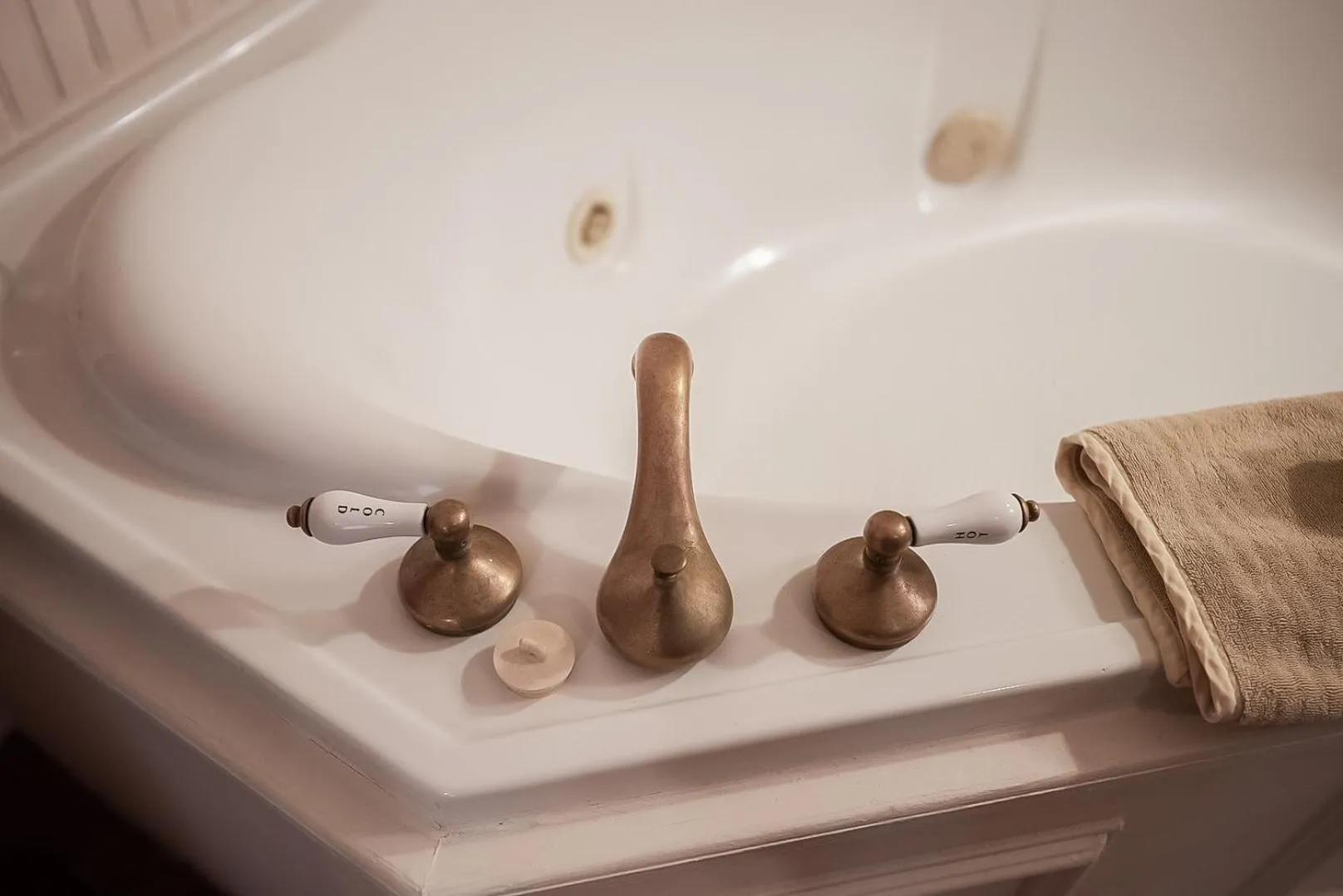 Decorative detail in Grandison Inn