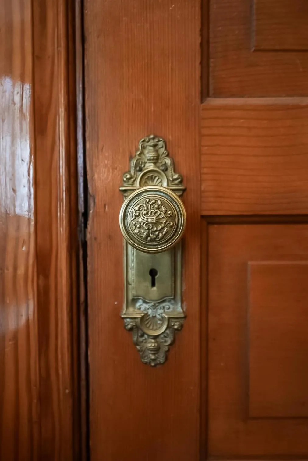 Decorative detail in Grandison Inn