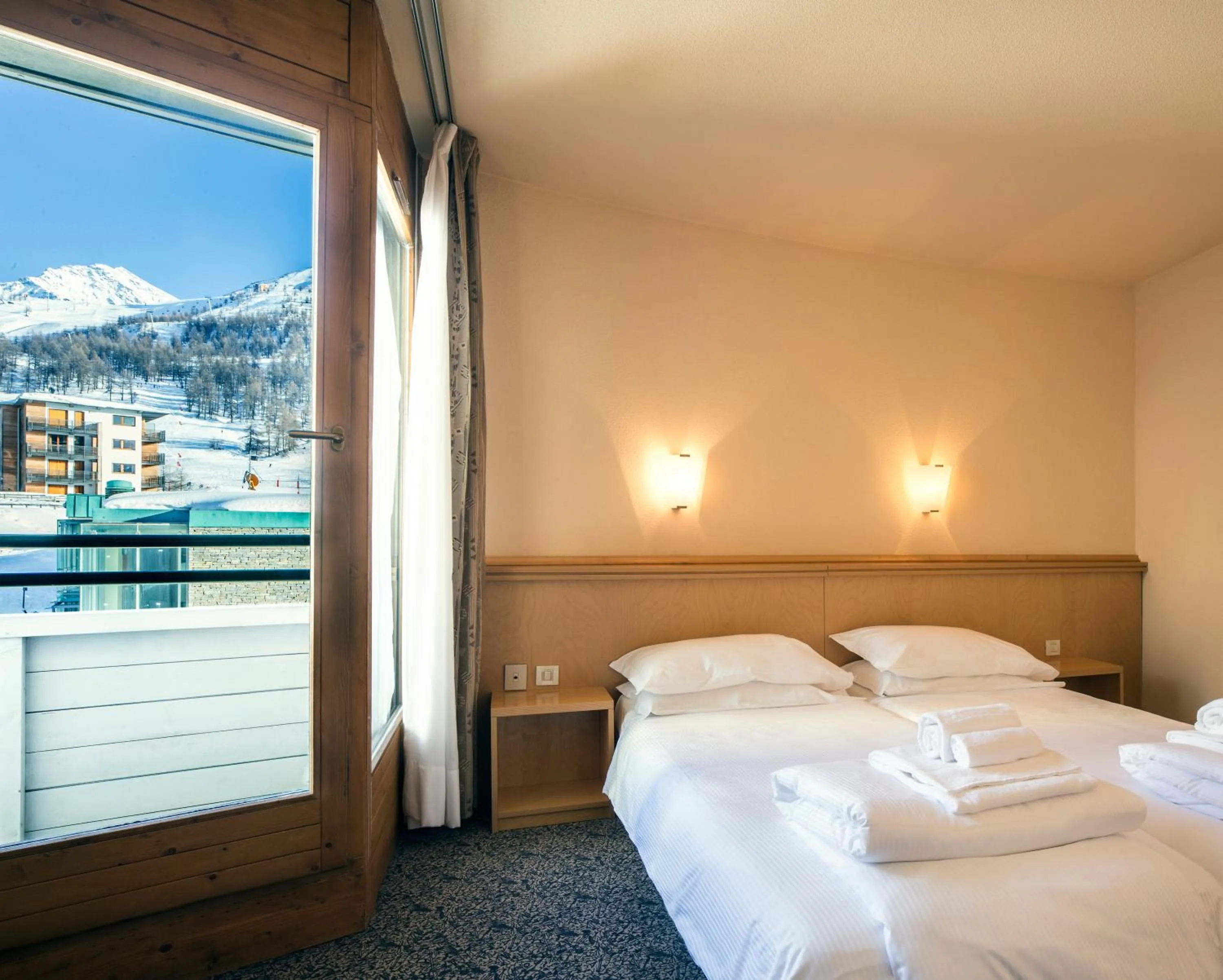 Bed in Hotel Club Uappala Sestriere