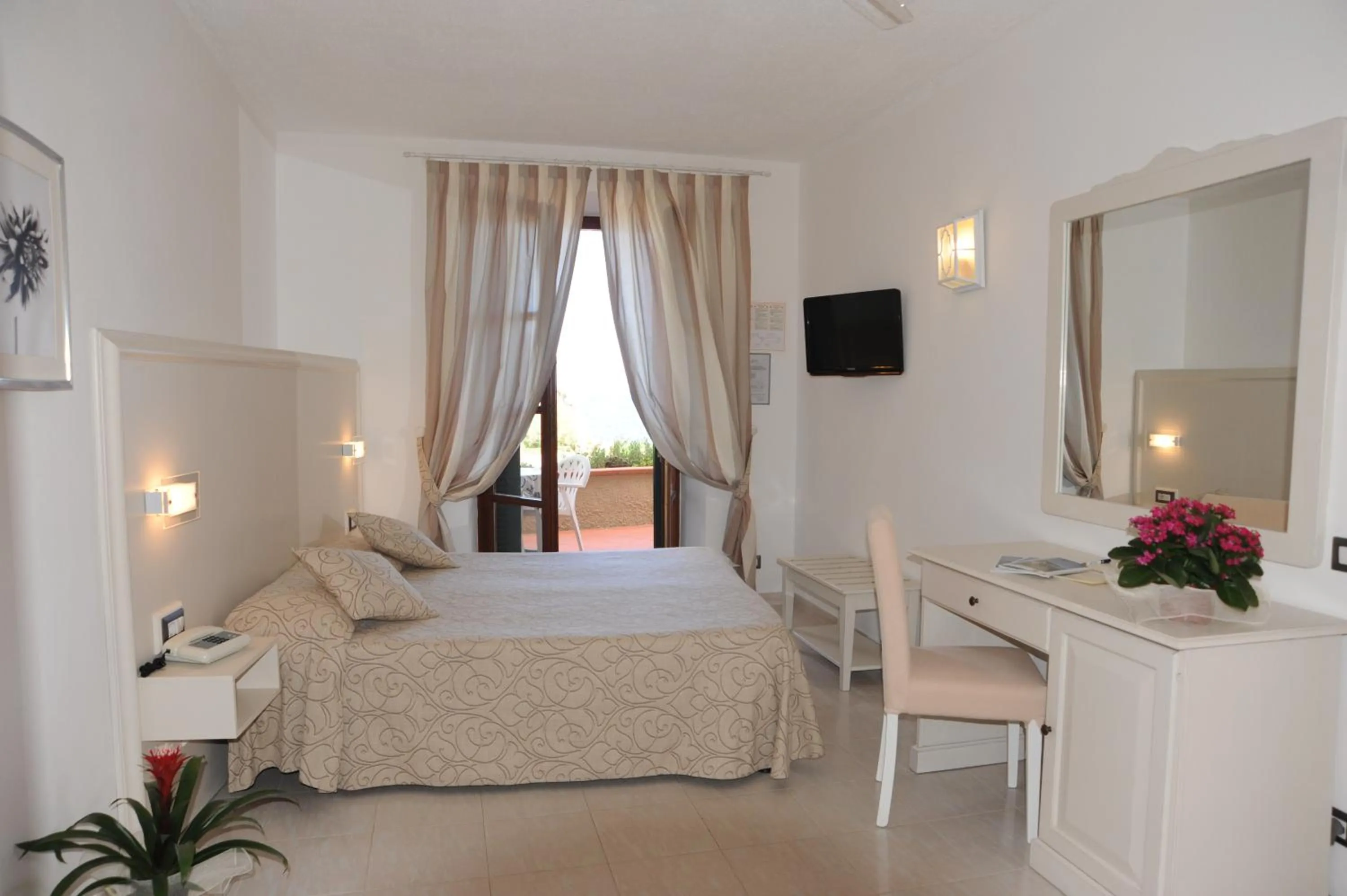 Photo of the whole room in Hotel Barsalini