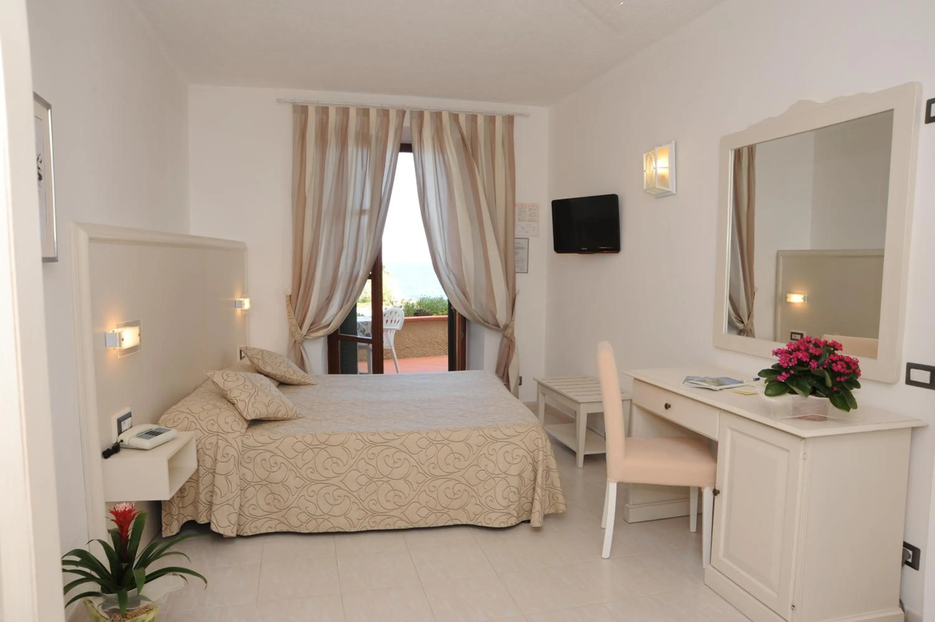 Photo of the whole room in Hotel Barsalini