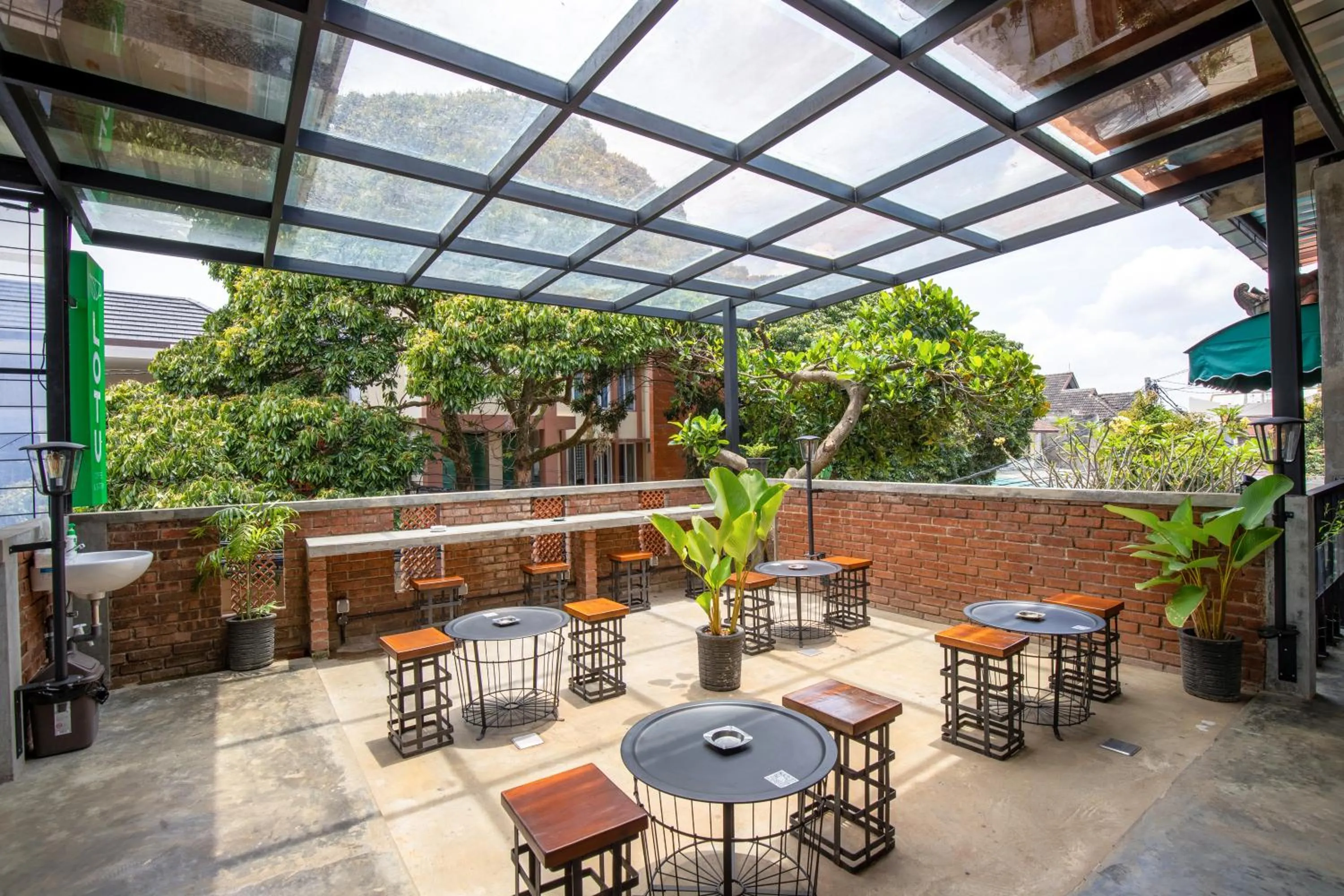 Balcony/Terrace in Sekararum Butik Syariah Guesthouse