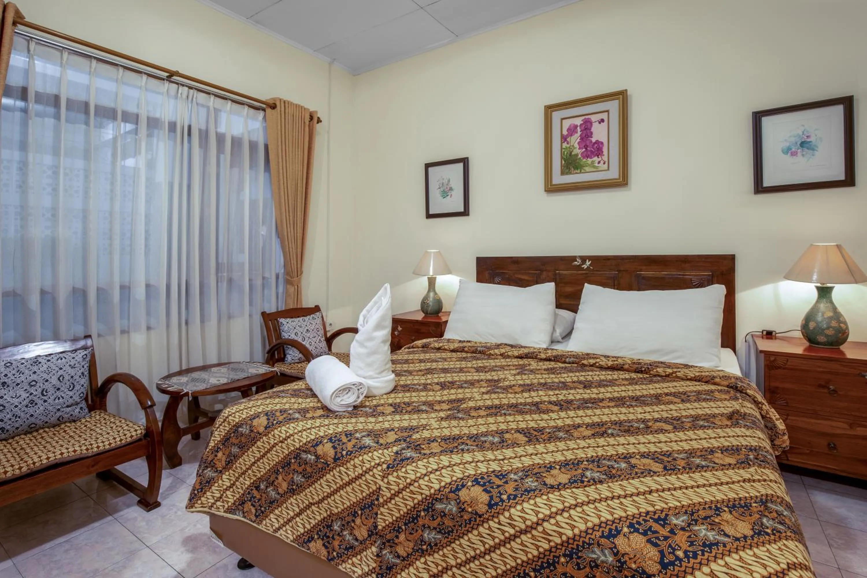 Bed in Sekararum Butik Syariah Guesthouse