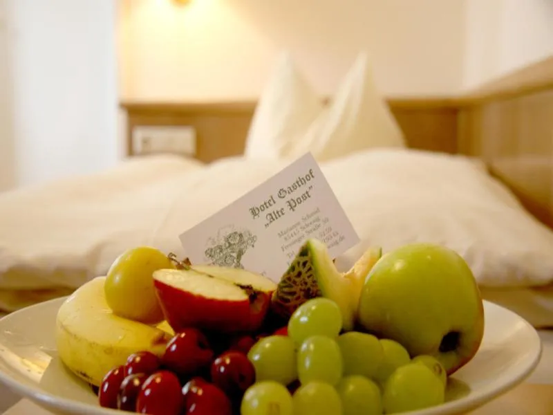 Bed in Hotel Gasthof Alte Post - Restaurant offen