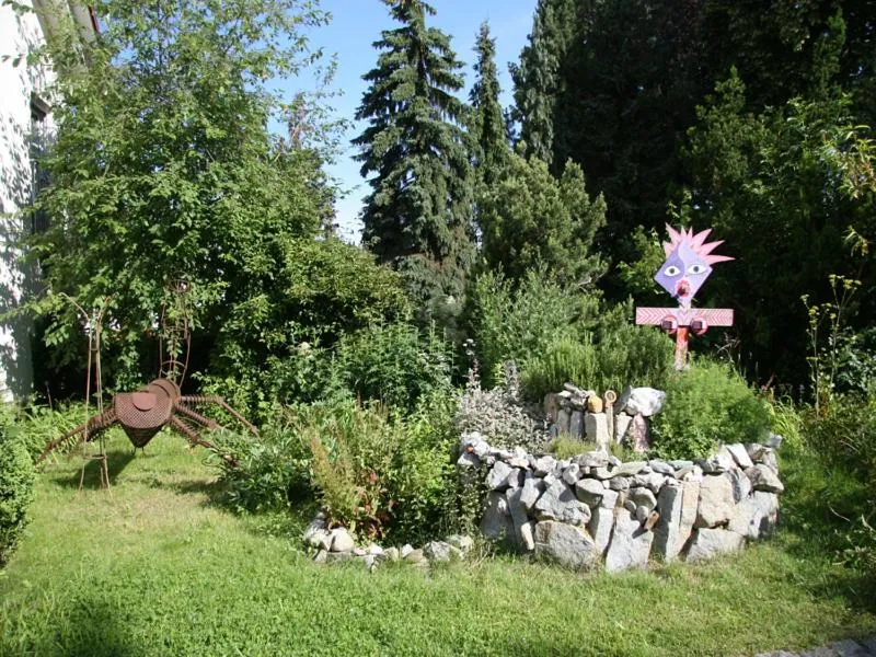 Garden in Hotel Gasthof Alte Post - Restaurant offen
