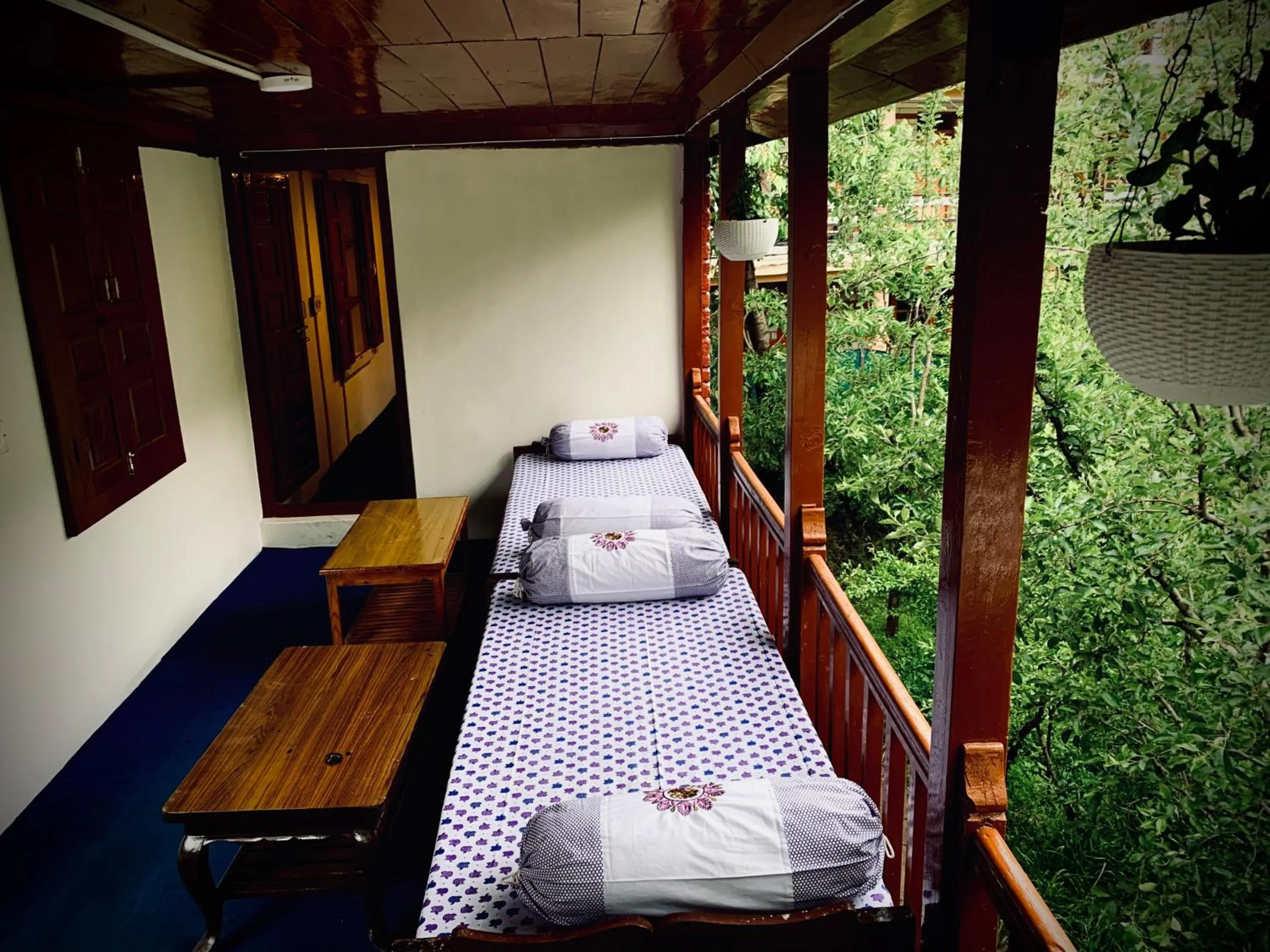 Balcony/Terrace, Bed in Jungle by sturmfrei Manali