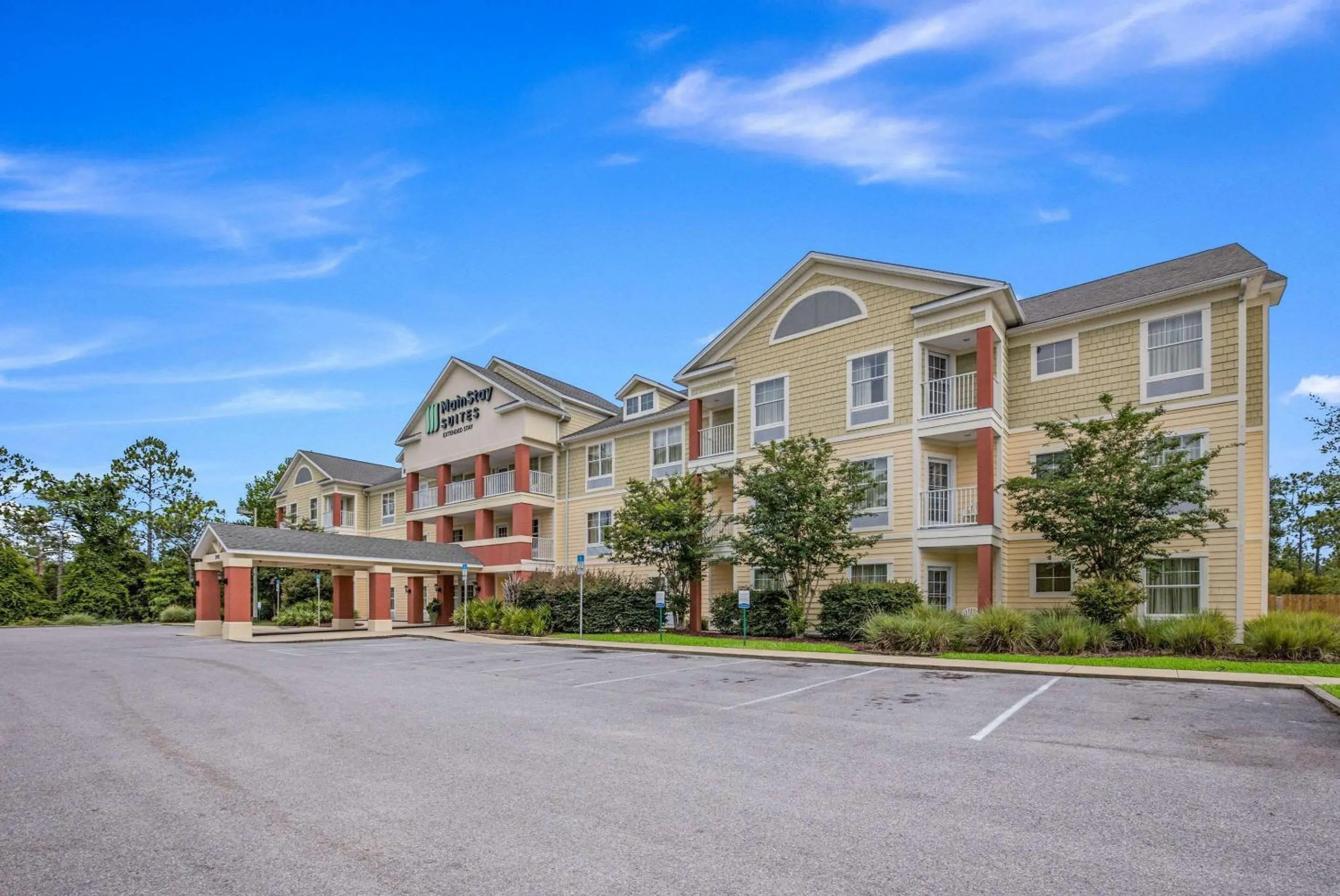 Property building in MainStay Suites Port Saint Joe South