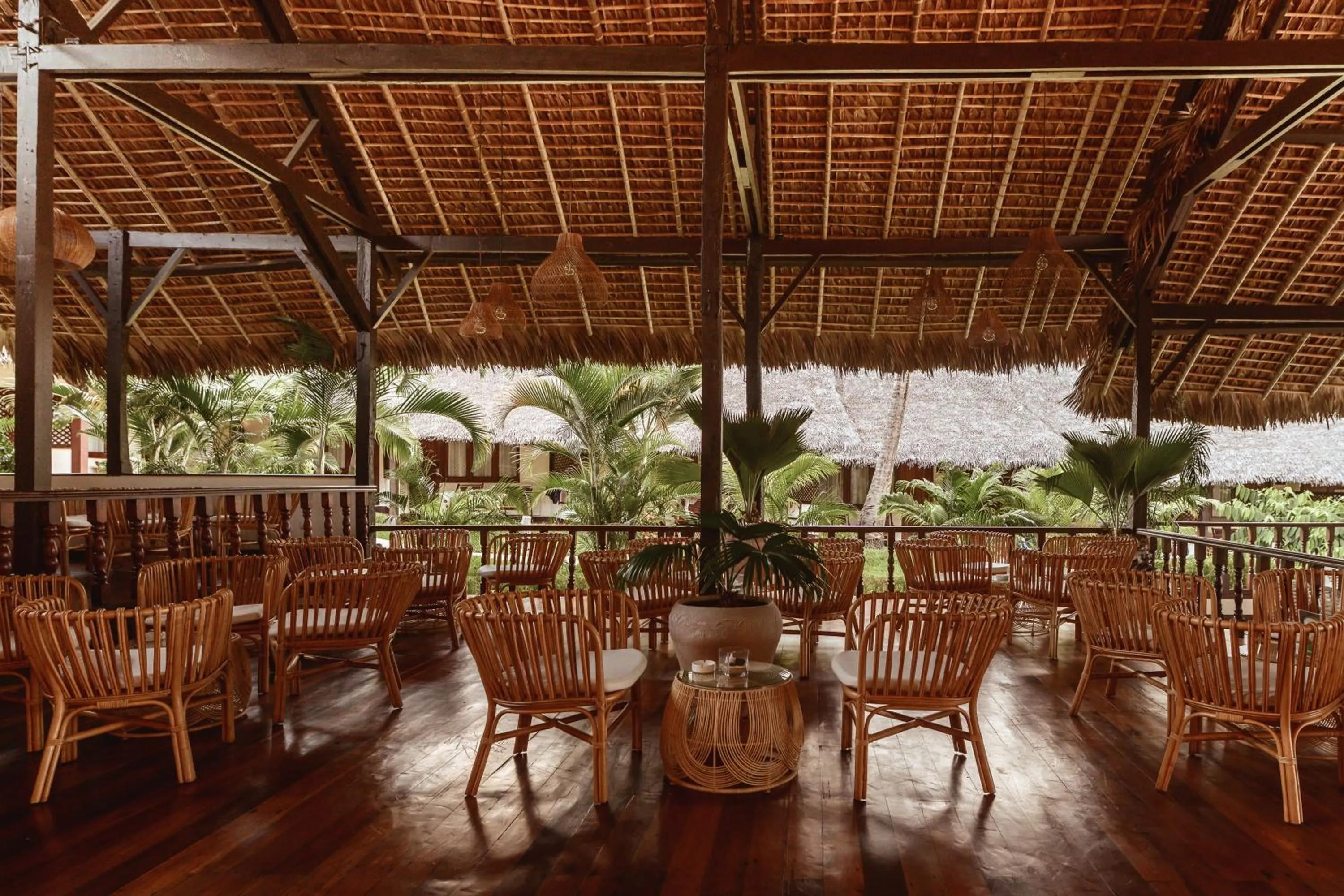 Restaurant/places to eat in Vanila Hotel & Spa