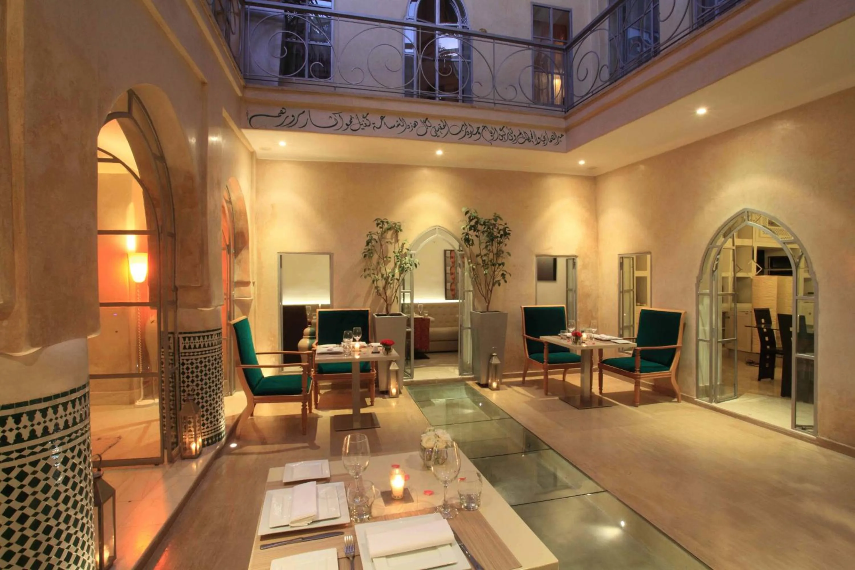 Restaurant/places to eat in Riad Infinity Sea