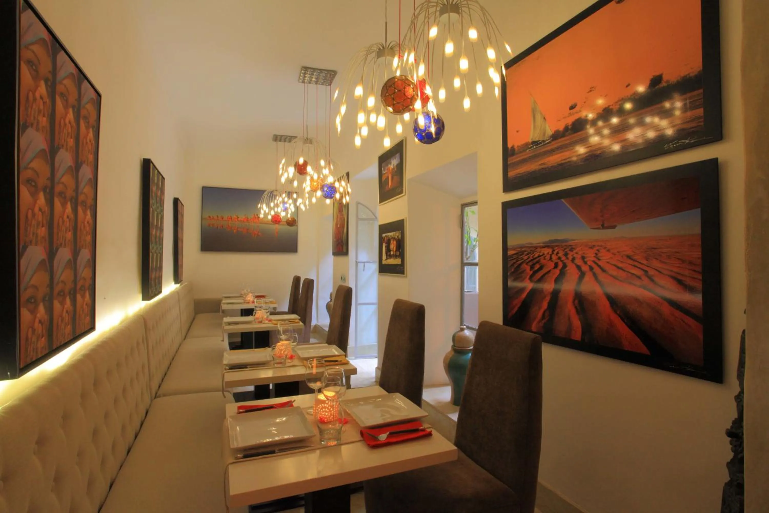 Restaurant/places to eat in Riad Infinity Sea