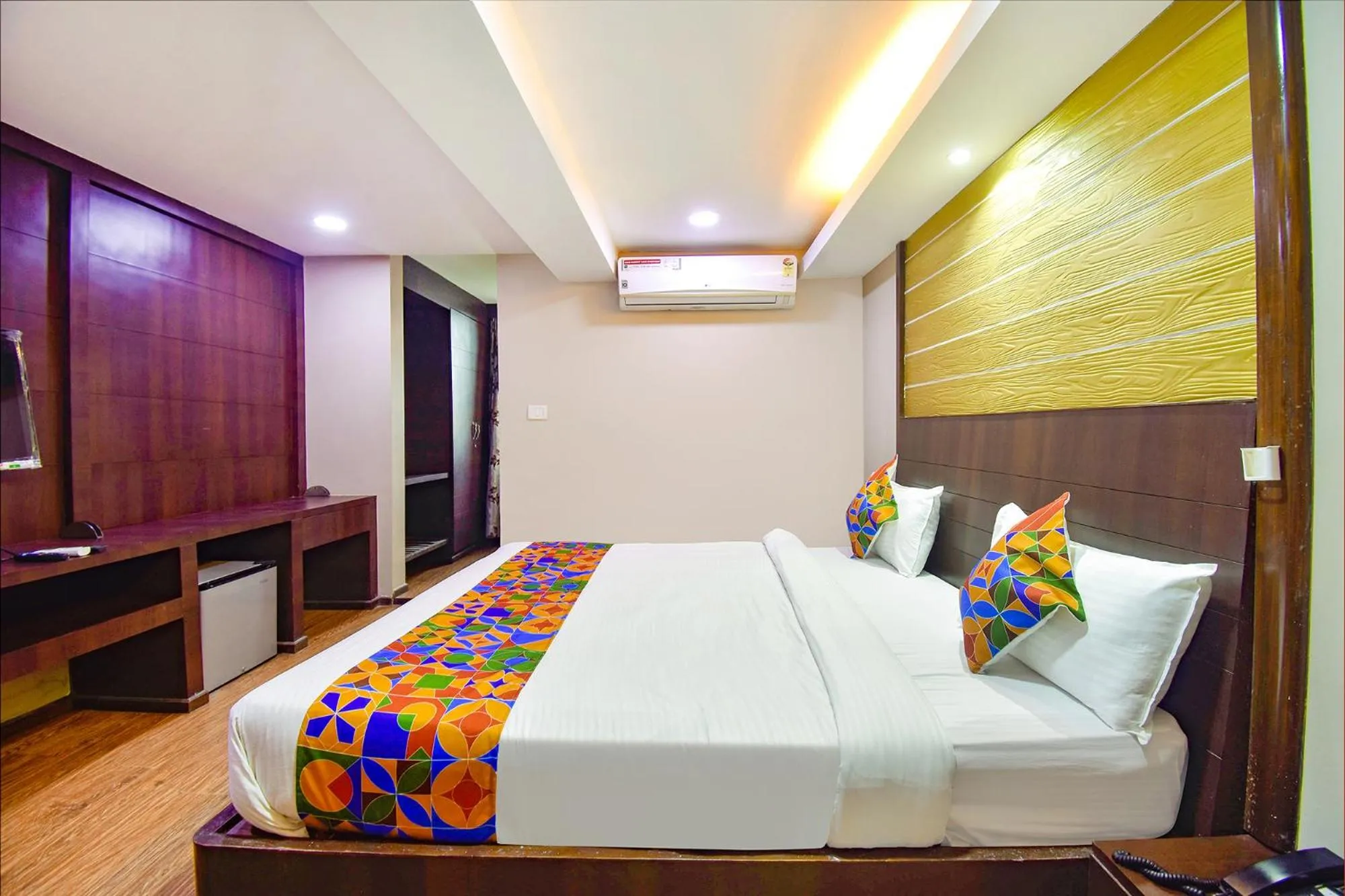 Bed in FabExpress Ocean Residency, Colva
