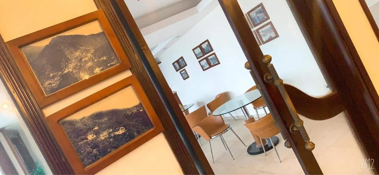 Hà Thành Tam Đảo HOTEL