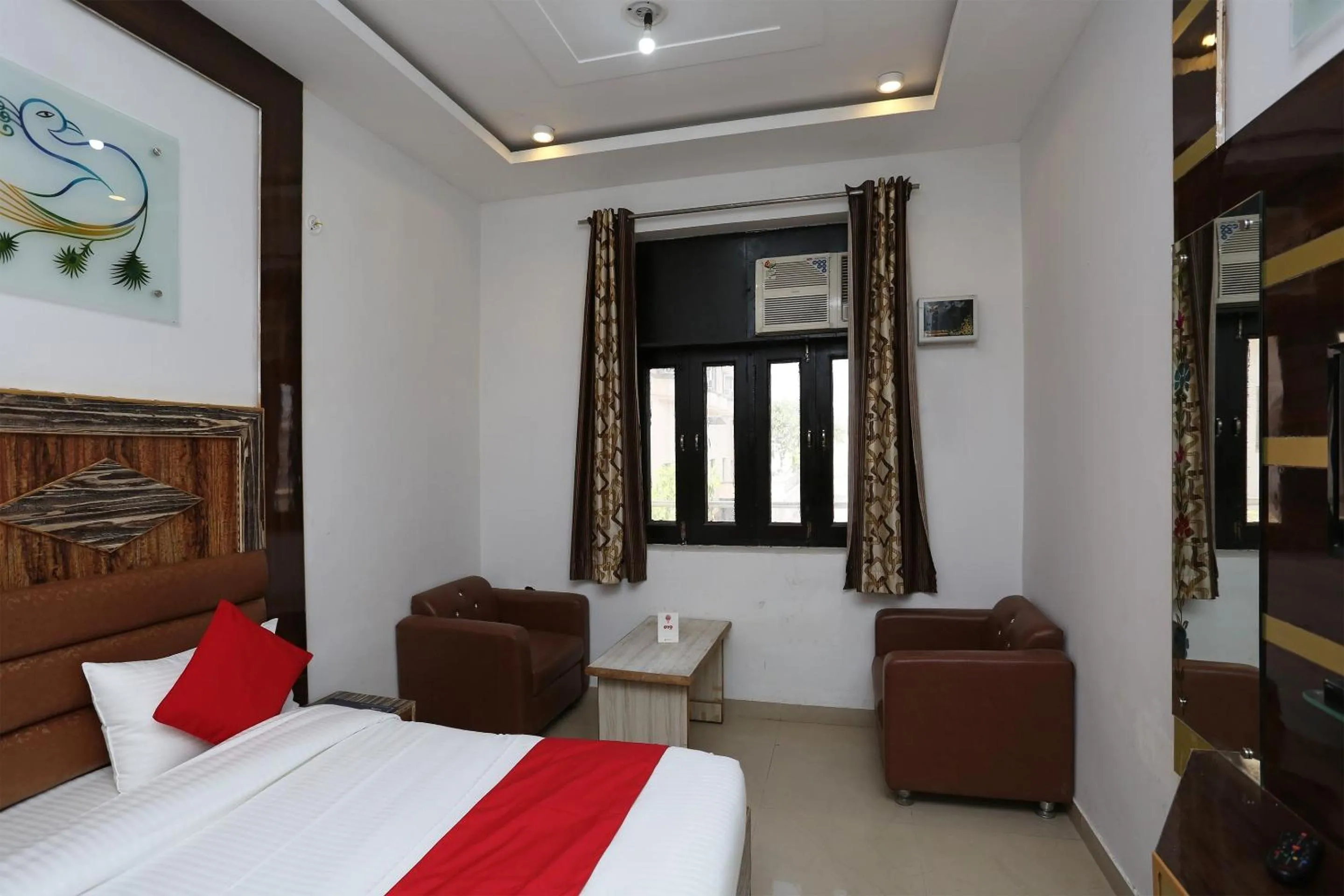 Bedroom, Bed in Super Hotel O Shree Radha Resort