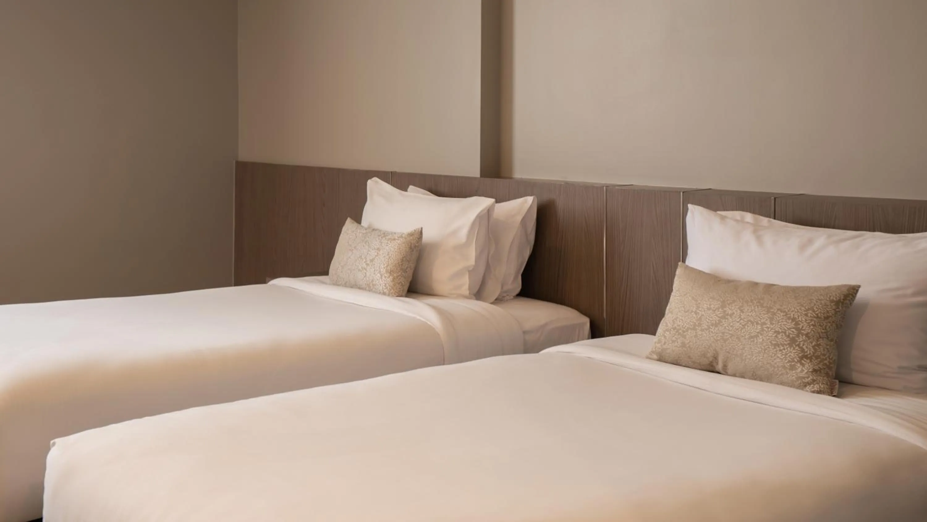 Bedroom, Bed in The Rise Suites Hotel, Chiang Mai - SHA Extra Plus