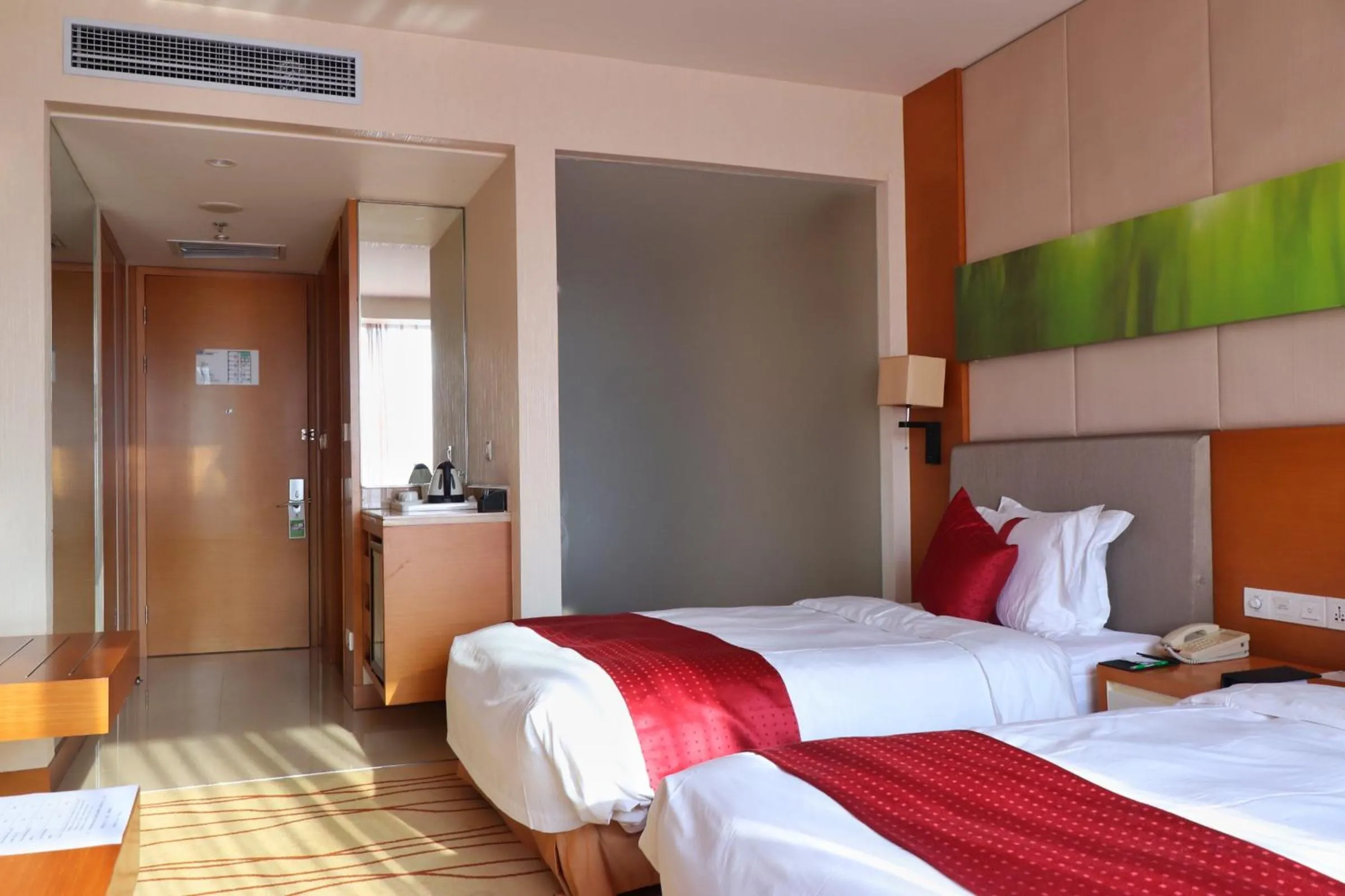 Bedroom, Bed in Holiday Inn Panjin Aqua City by IHG