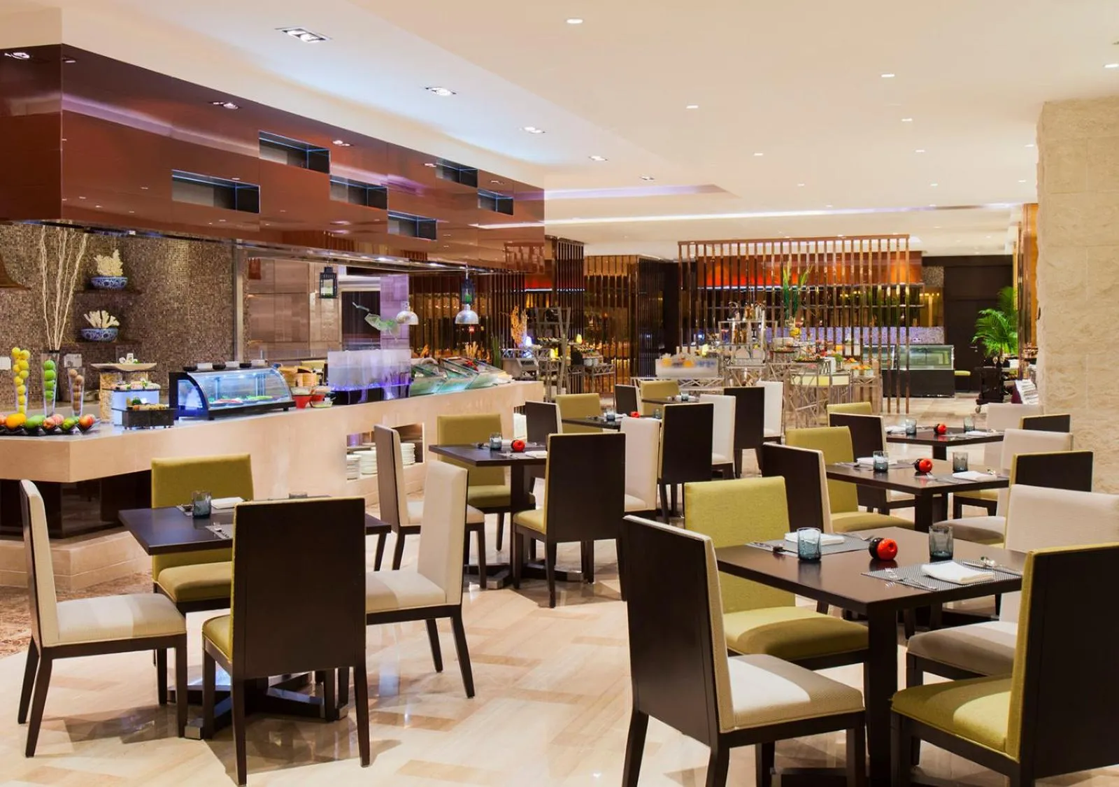 Breakfast in Holiday Inn Panjin Aqua City by IHG