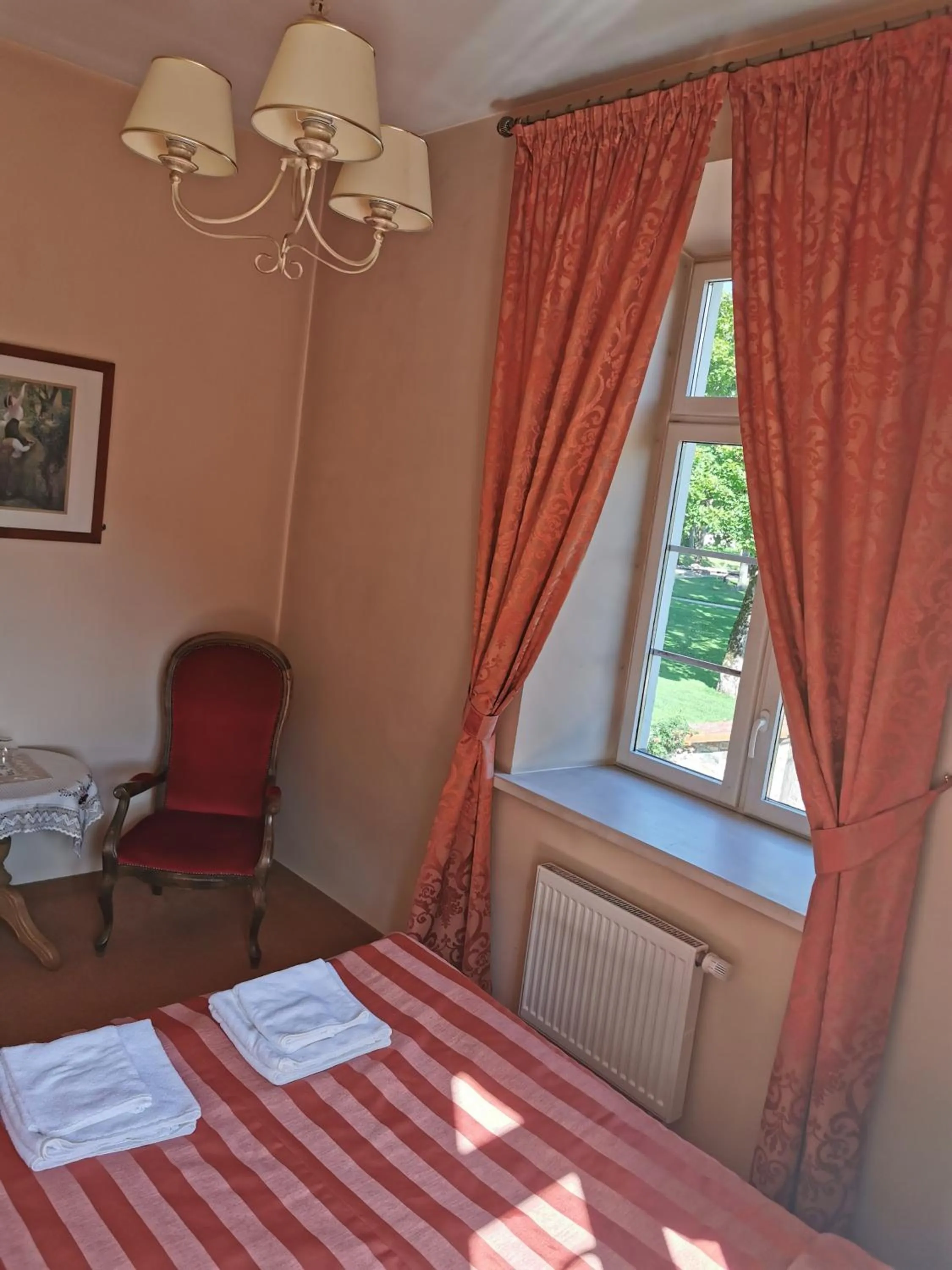 Bed in Taujėnų dvaro svečių namai