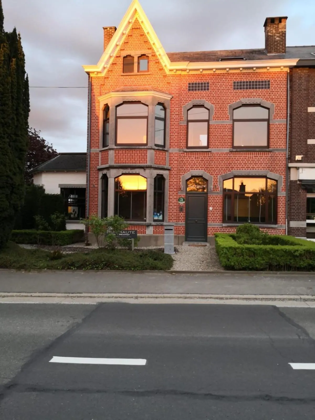 Property building in Rue Haute by M&M 4 sterren bed en breakfast vlakbij Maastricht