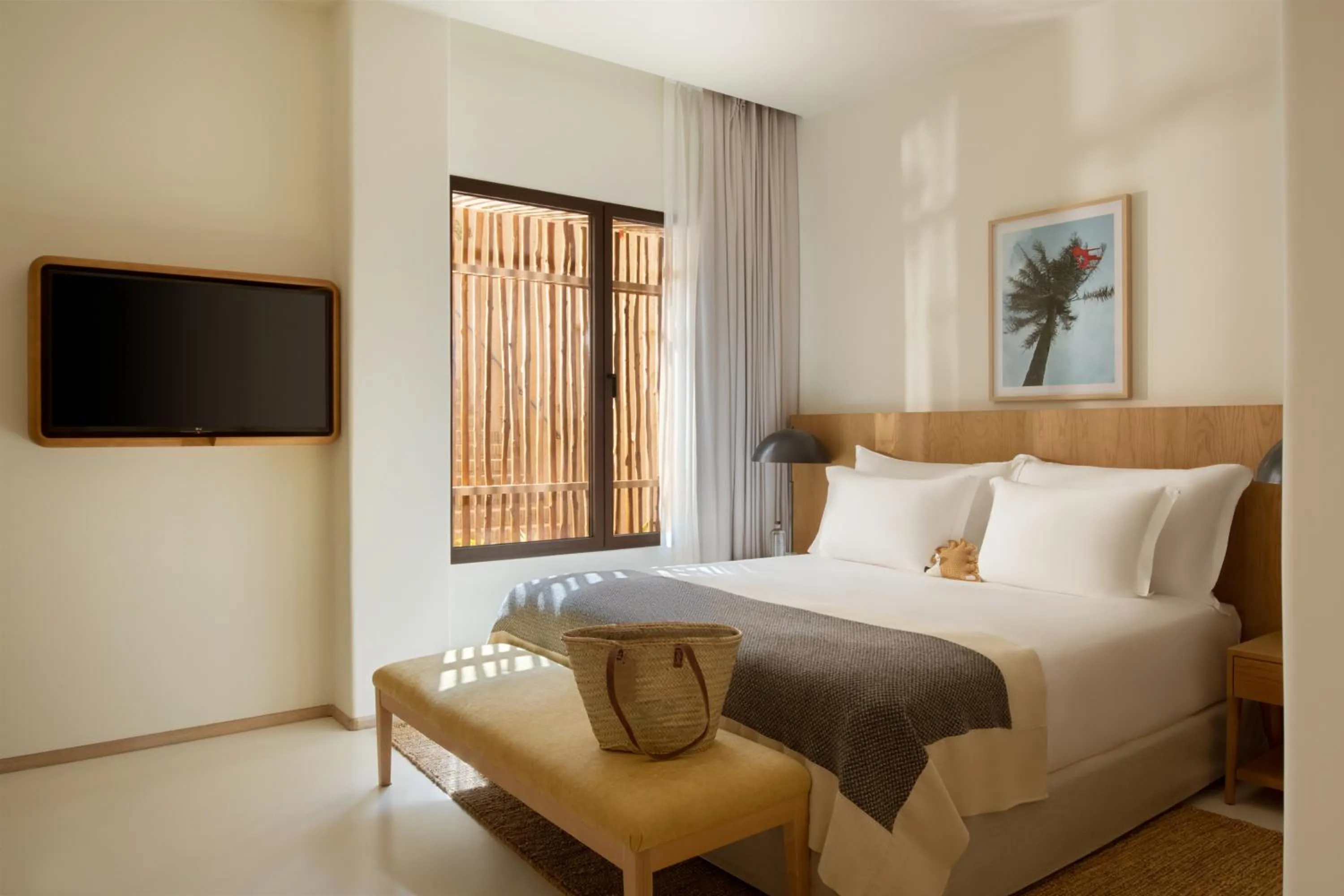 Bedroom, Bed in Six Senses Ibiza