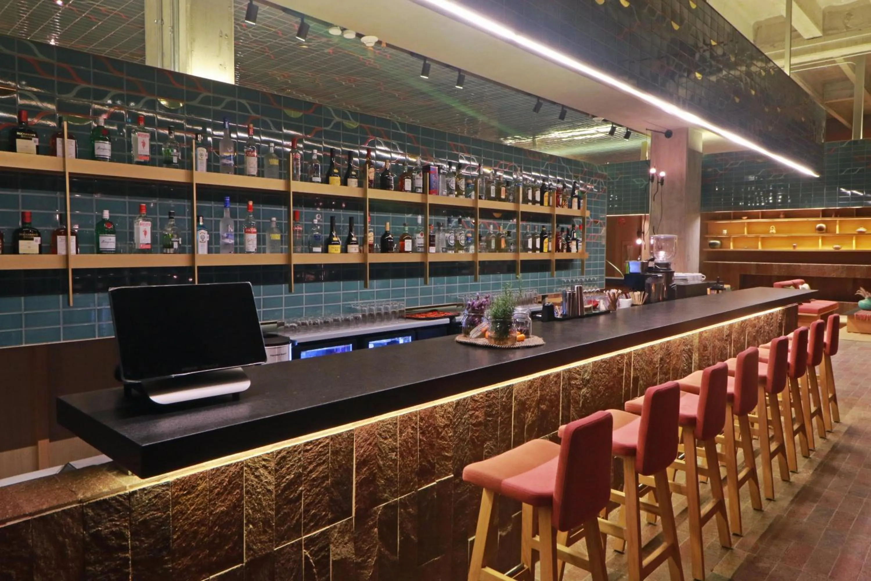 Lounge or bar in Albor San Miguel de Allende, Tapestry Collection by Hilton