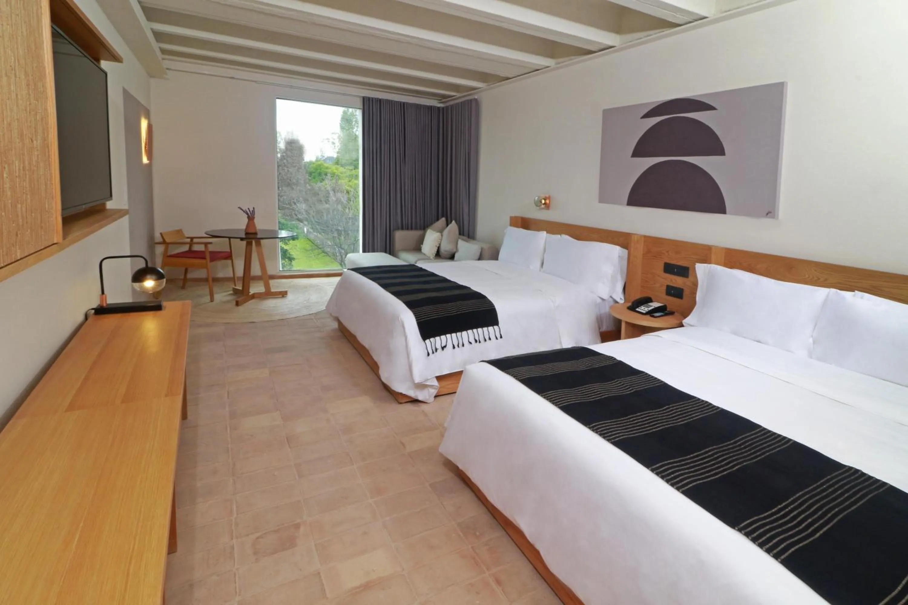 Living room, Bed in Albor San Miguel de Allende, Tapestry Collection by Hilton