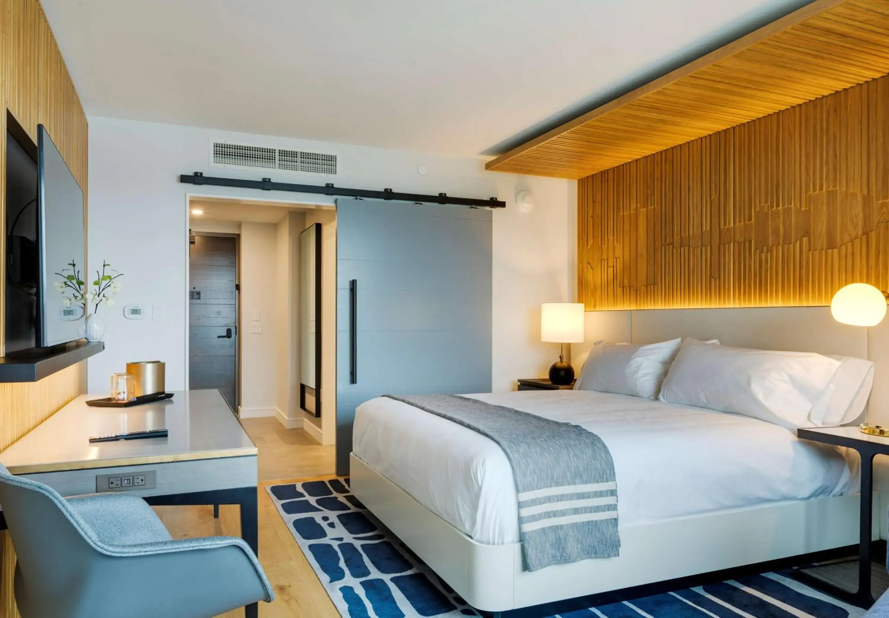 King Room in Canopy By Hilton Portland Waterfront King Room in Canopy By Hilton Portland Waterfront