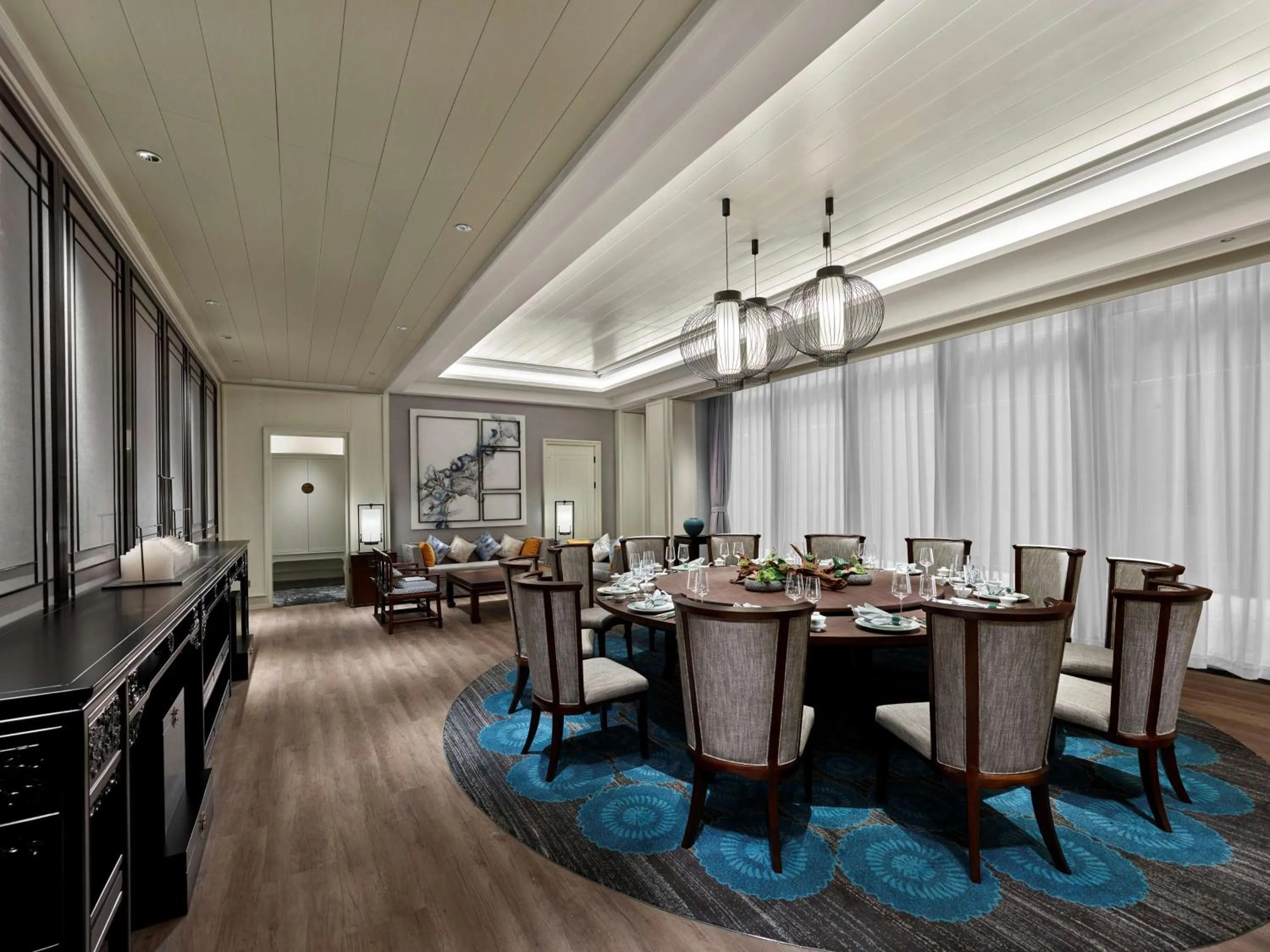 Restaurant/places to eat in Hilton Shanghai Songjiang Guangfulin