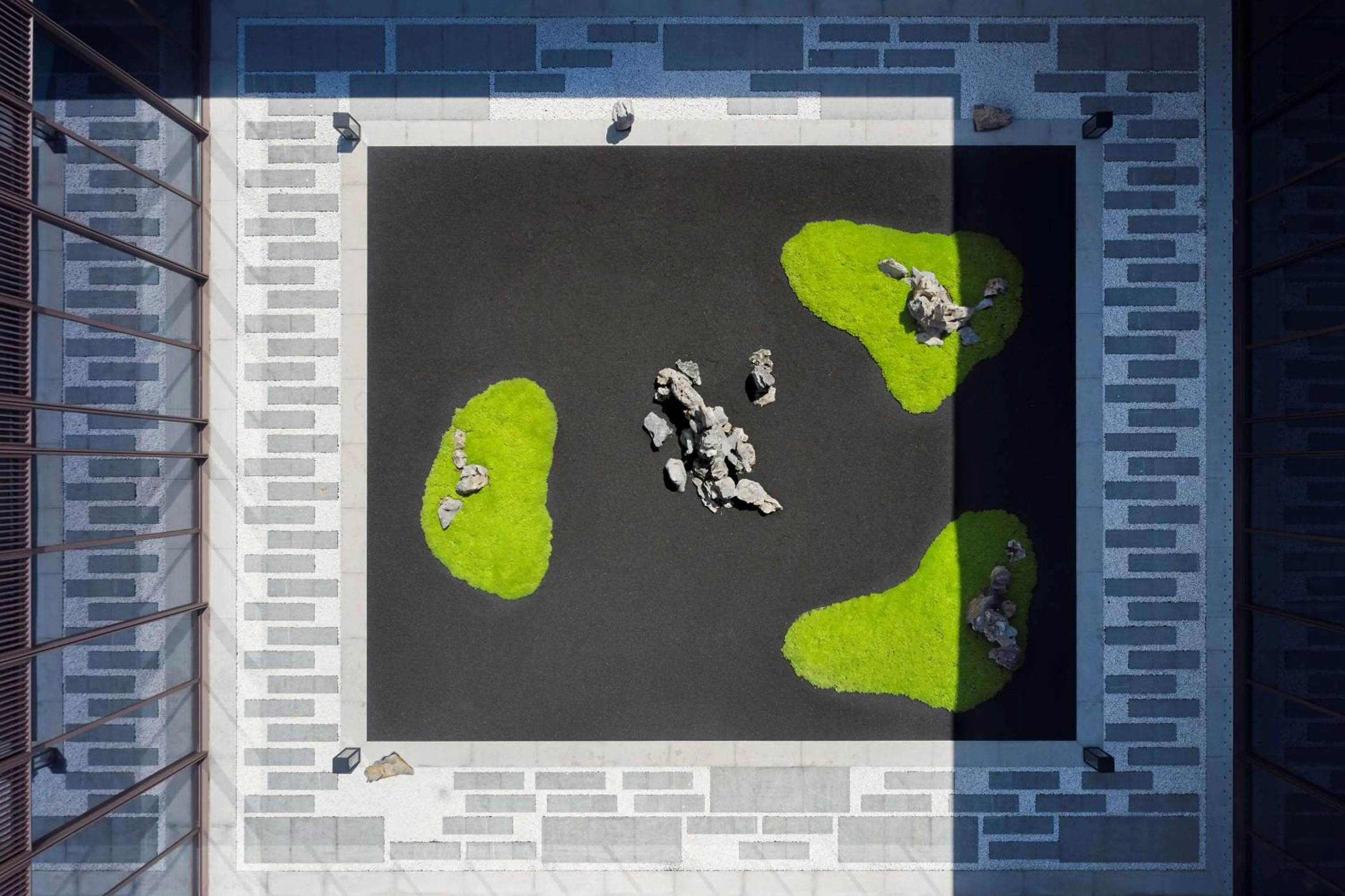 Property building in Hilton Shanghai Songjiang Guangfulin