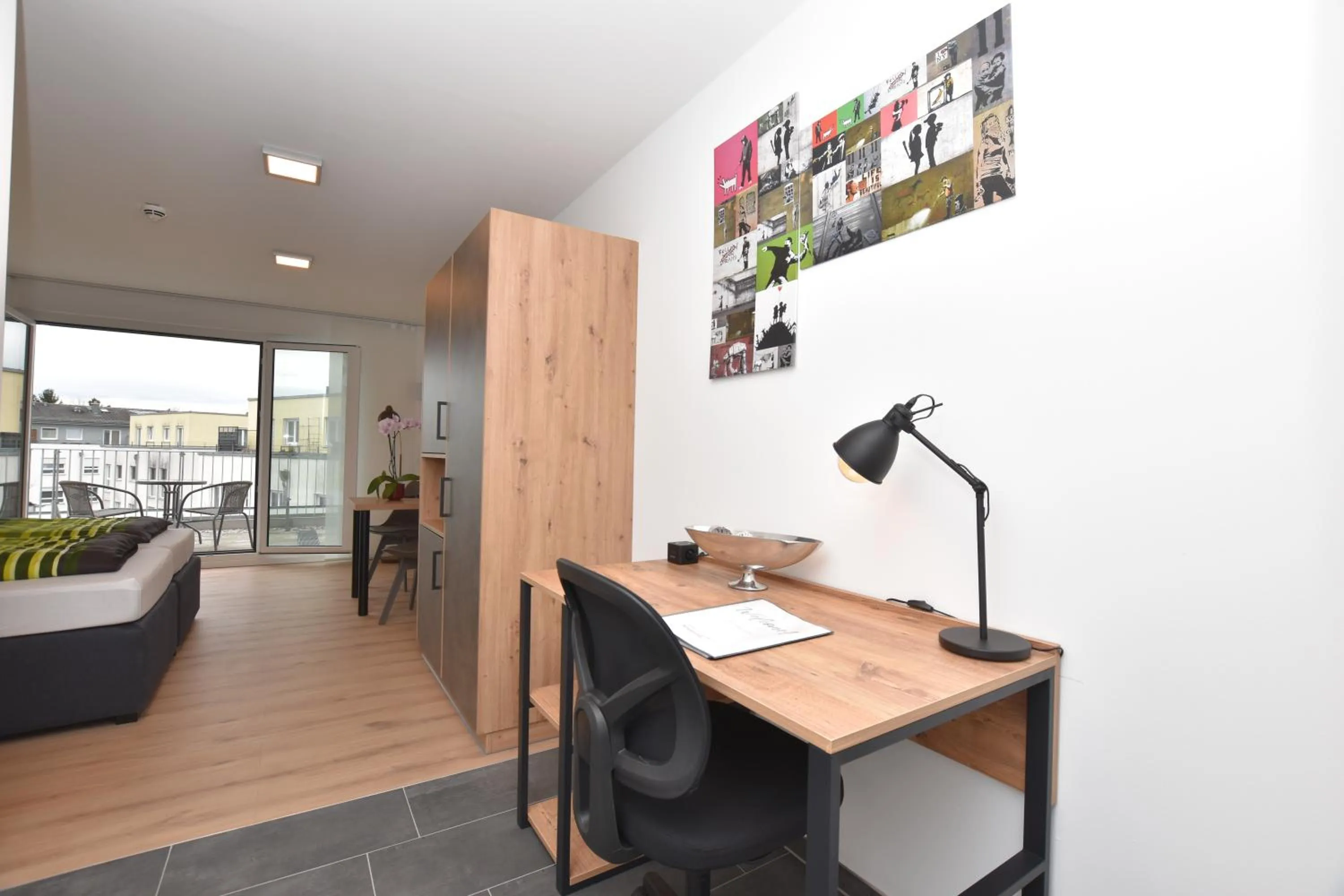 TV and multimedia in Boardinghouse Henschelstraße