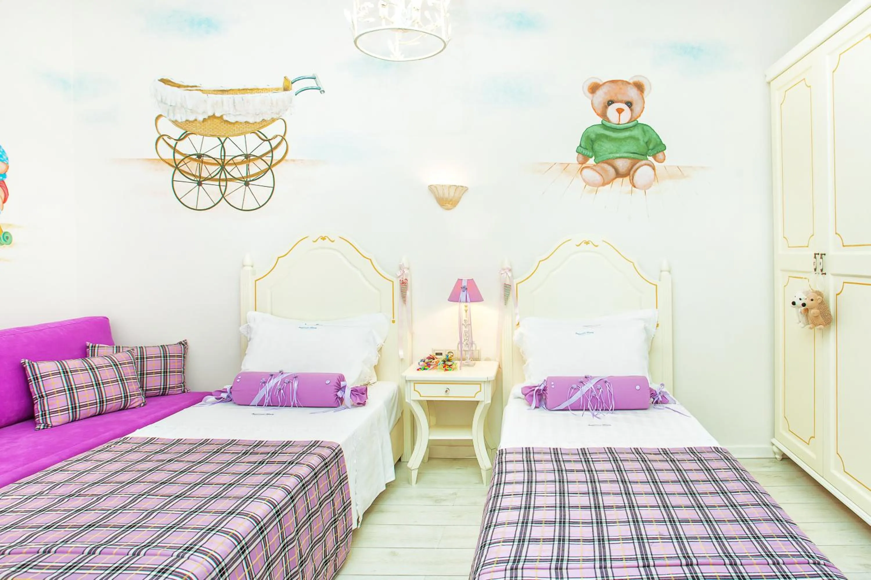 Photo of the whole room, Bed in Archontiko Kymis Boutique Hotel