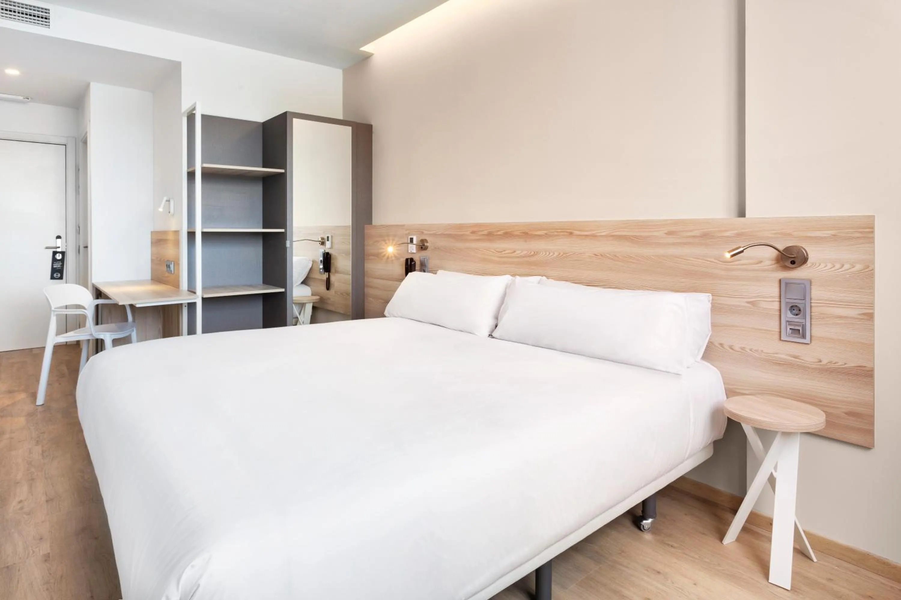 Bed in B&B HOTEL Murcia