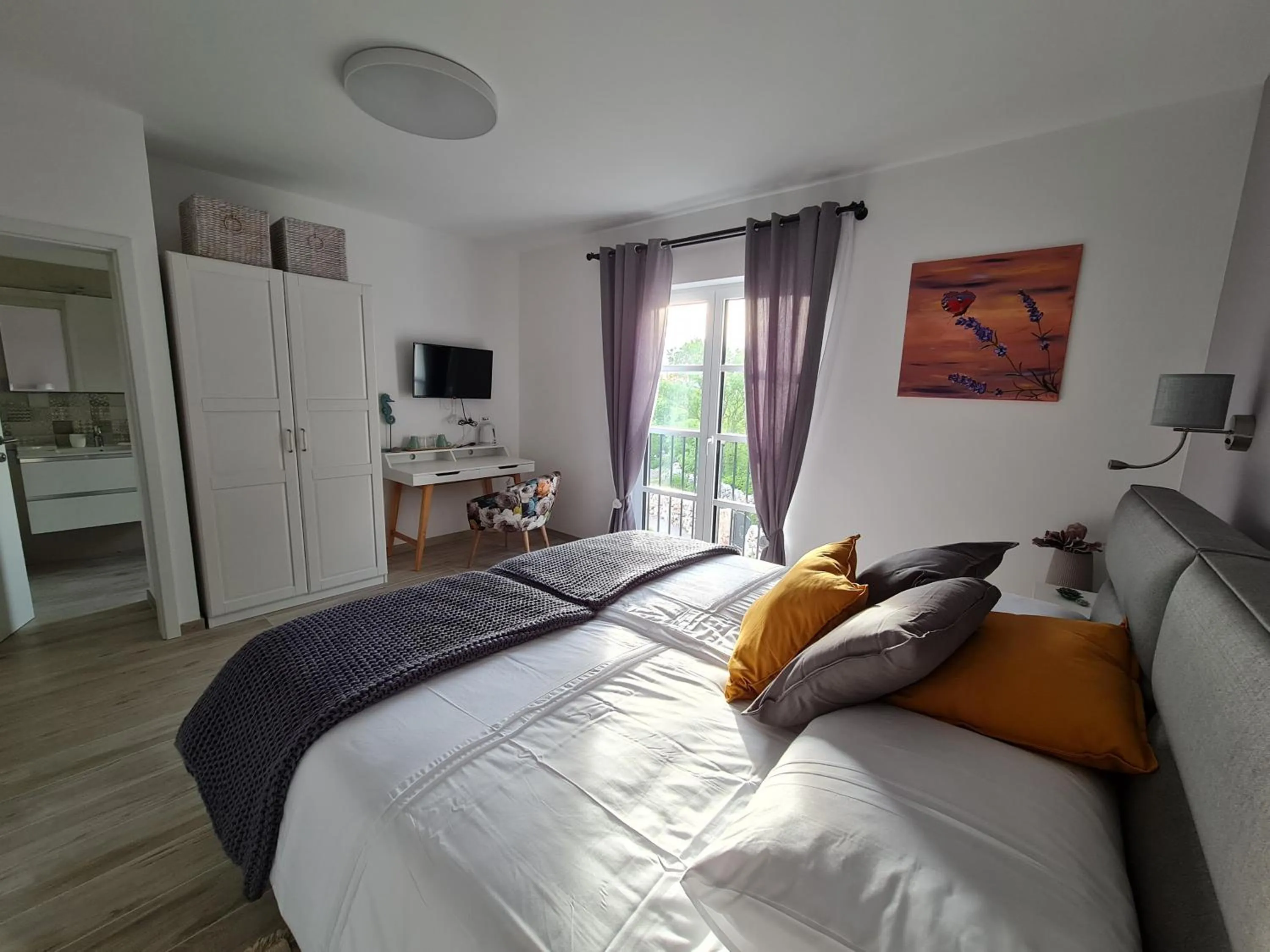 Photo of the whole room, Bed in Boutique Resort OSMA - Adults Only