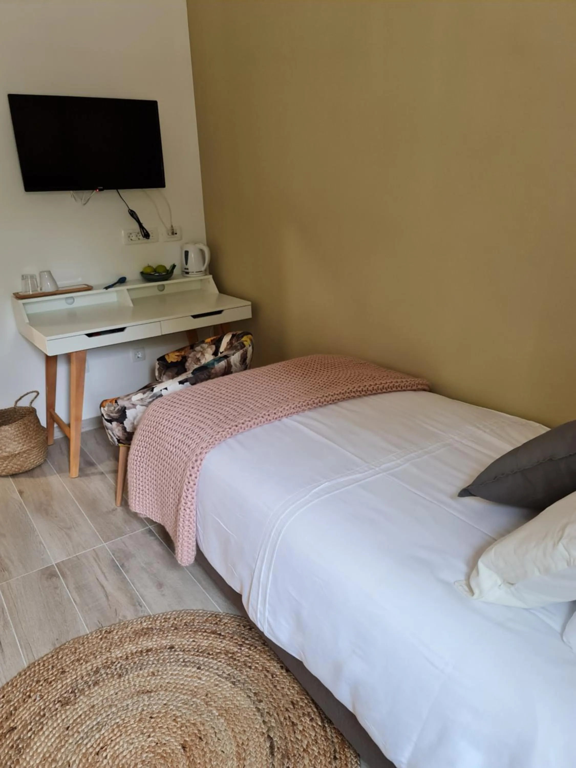 Bed in Boutique Resort OSMA - Adults Only