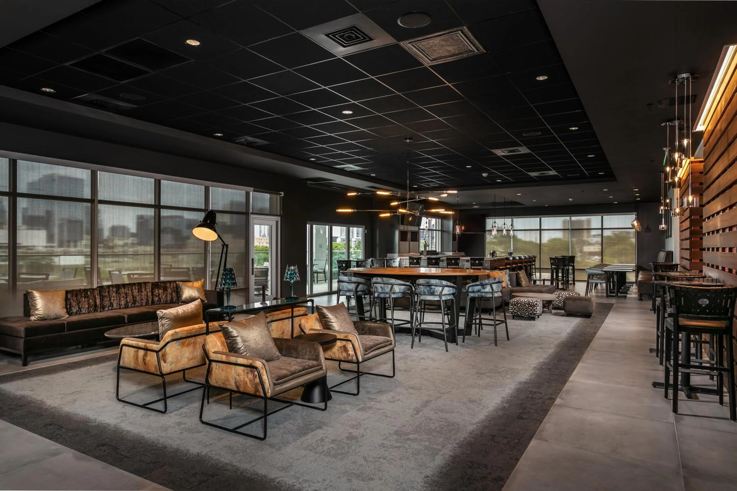 Lounge or bar in TownePlace Suites by Marriott Nashville Midtown