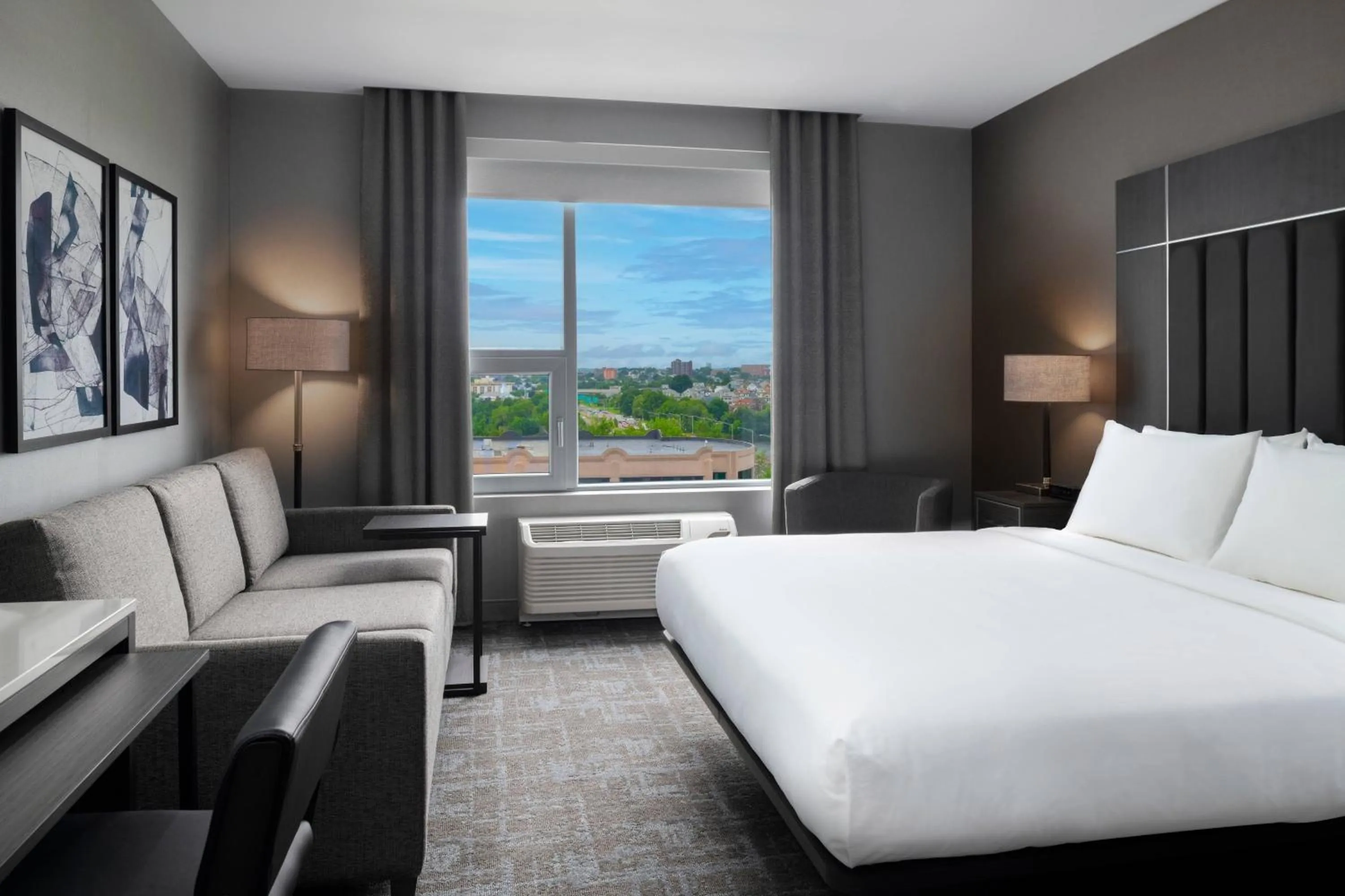Bedroom, Bed in TownePlace Suites by Marriott Boston Medford