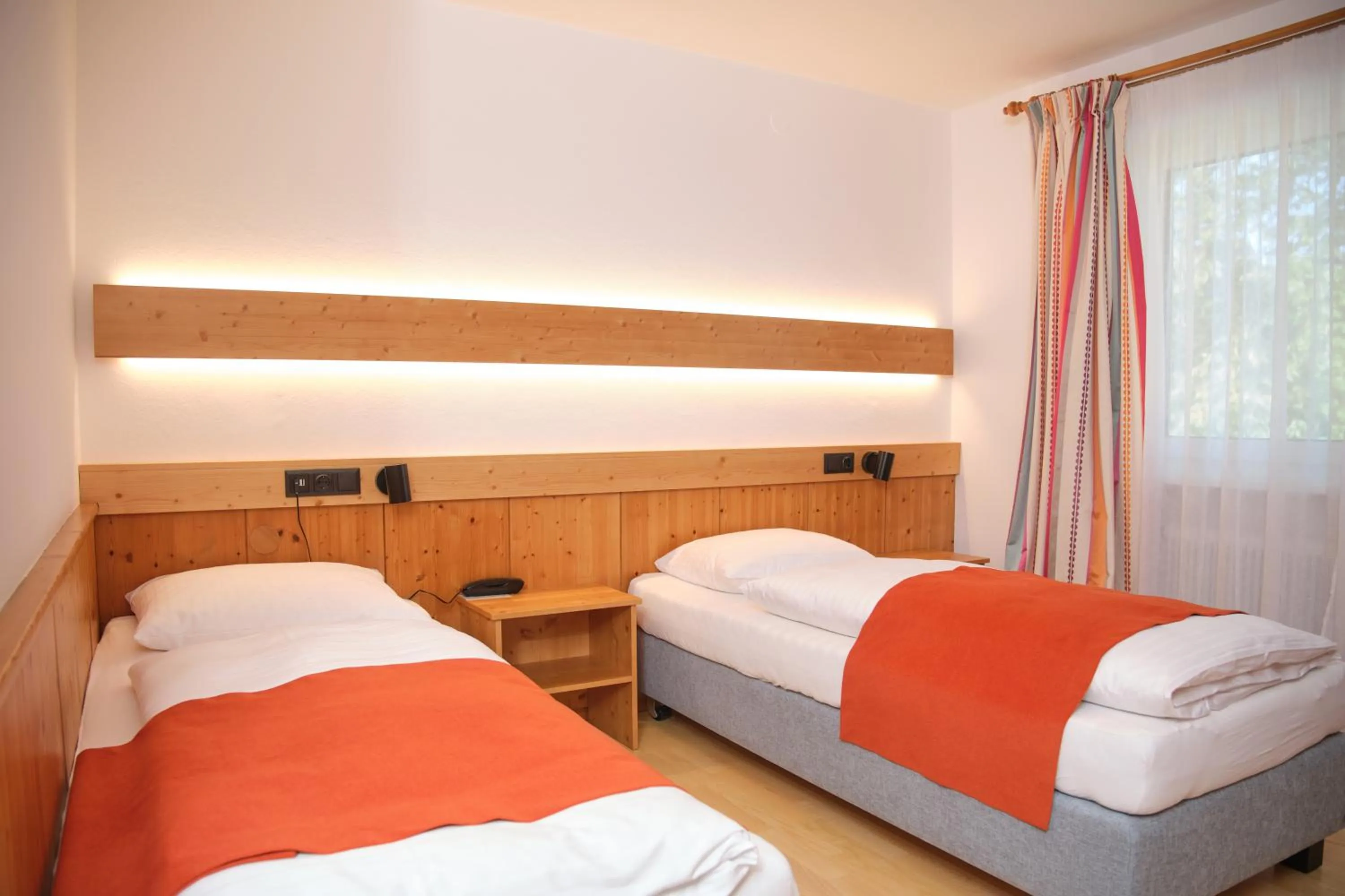 Photo of the whole room, Bed in Santner, Hotel