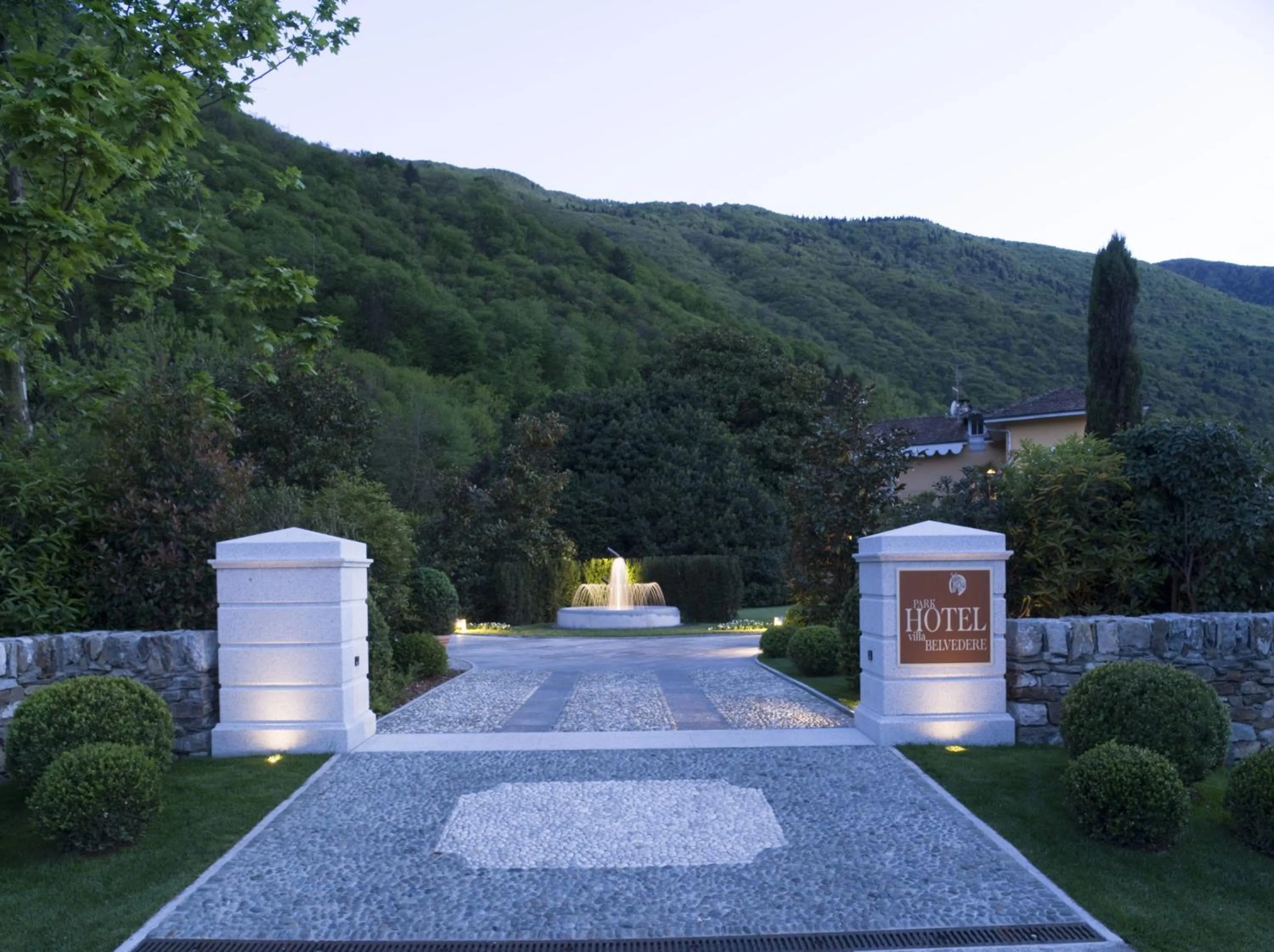 Facade/entrance in Park Hotel Villa Belvedere