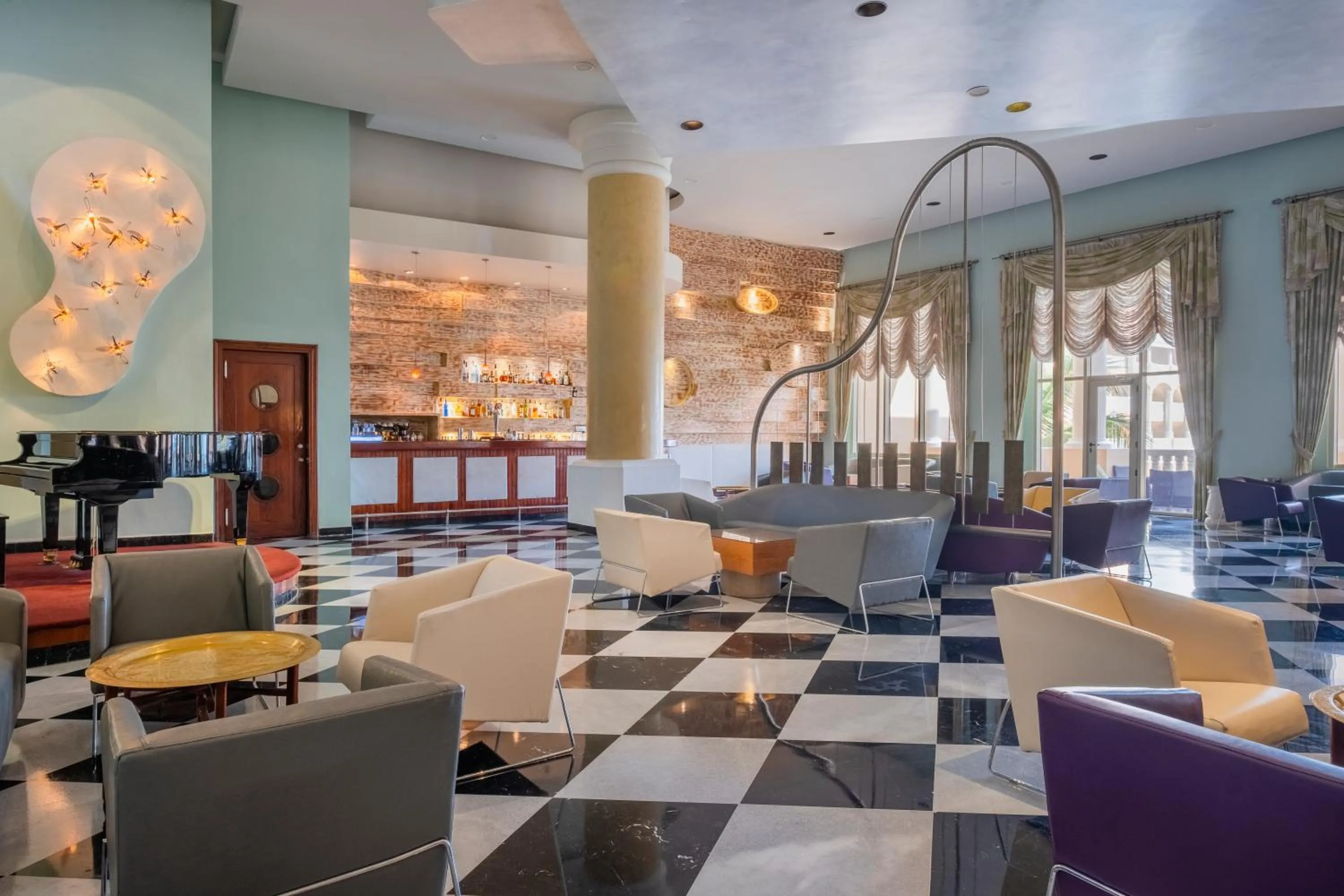 Lounge or bar in Iberostar Selection Rose Hall Suites - All Inclusive