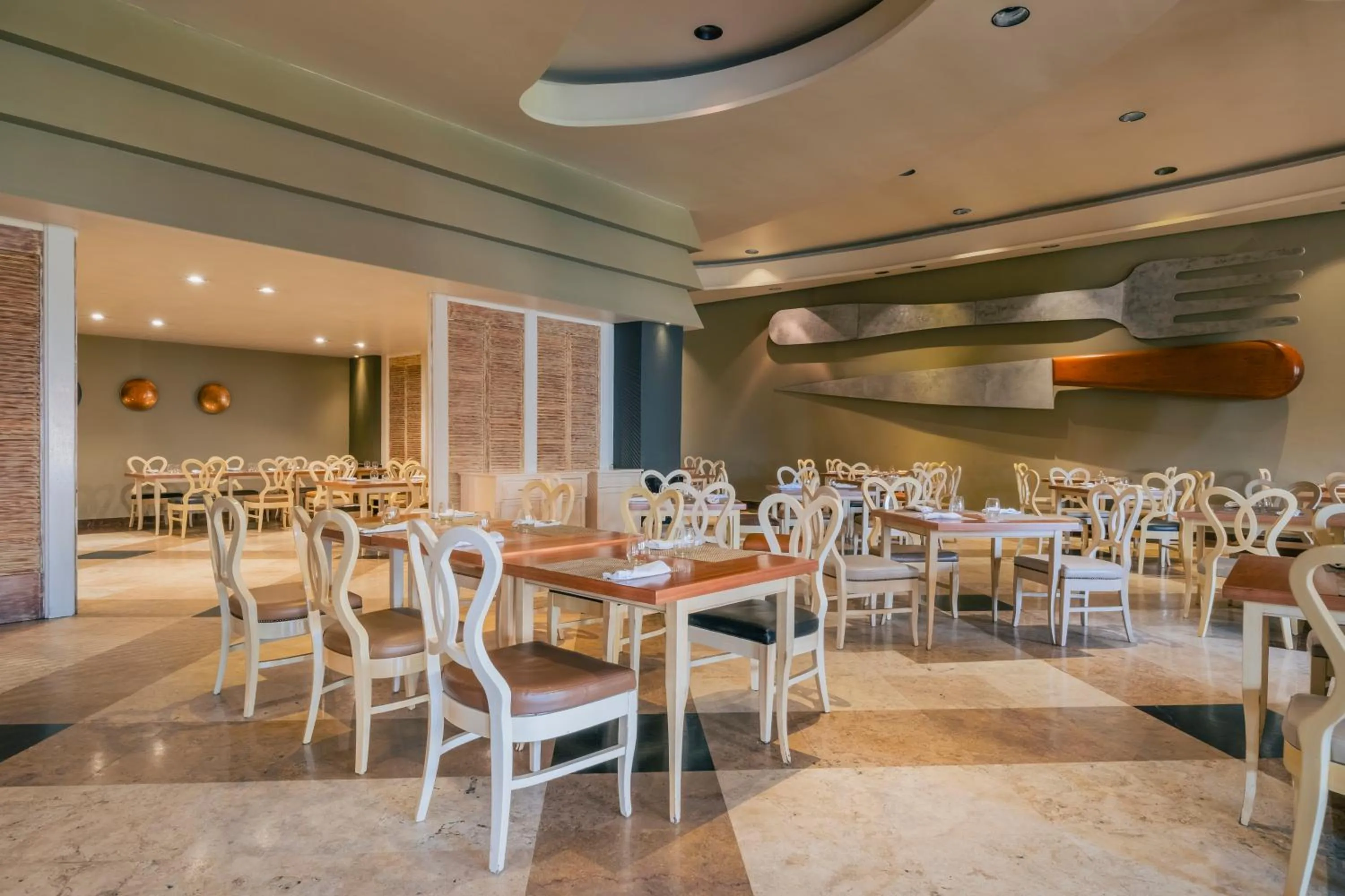 Restaurant/places to eat in Iberostar Selection Rose Hall Suites - All Inclusive