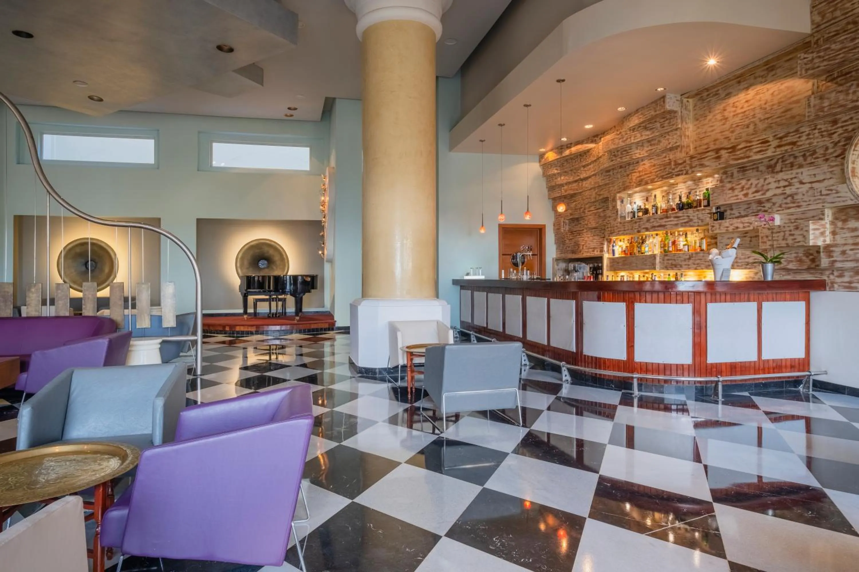 Lounge or bar in Iberostar Selection Rose Hall Suites - All Inclusive