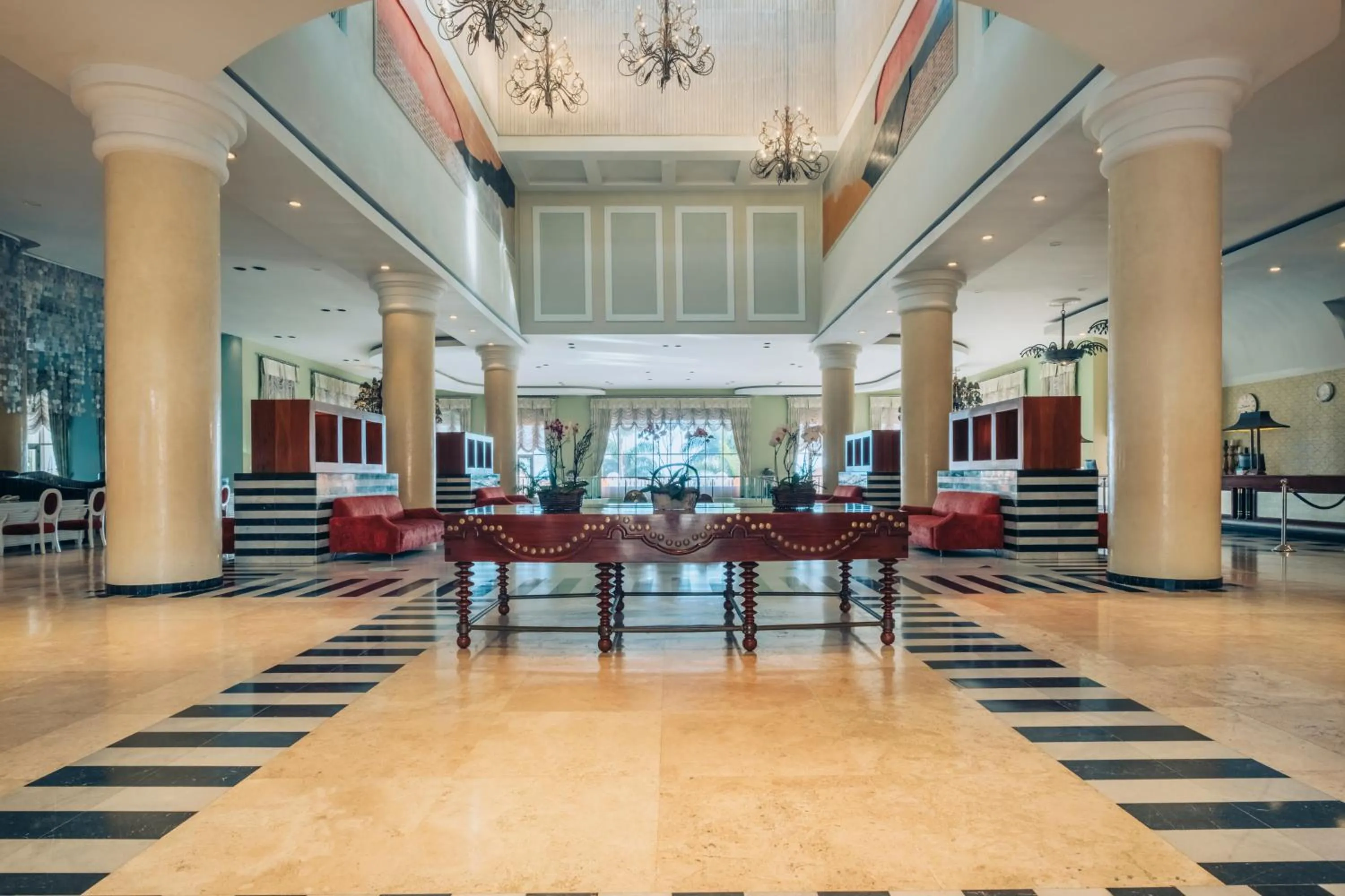 Lobby or reception in Iberostar Selection Rose Hall Suites - All Inclusive