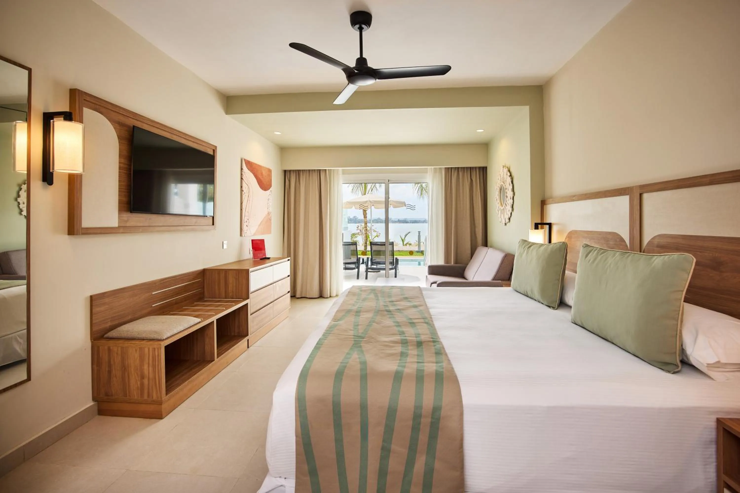 Bed in Riu Negril - All Inclusive