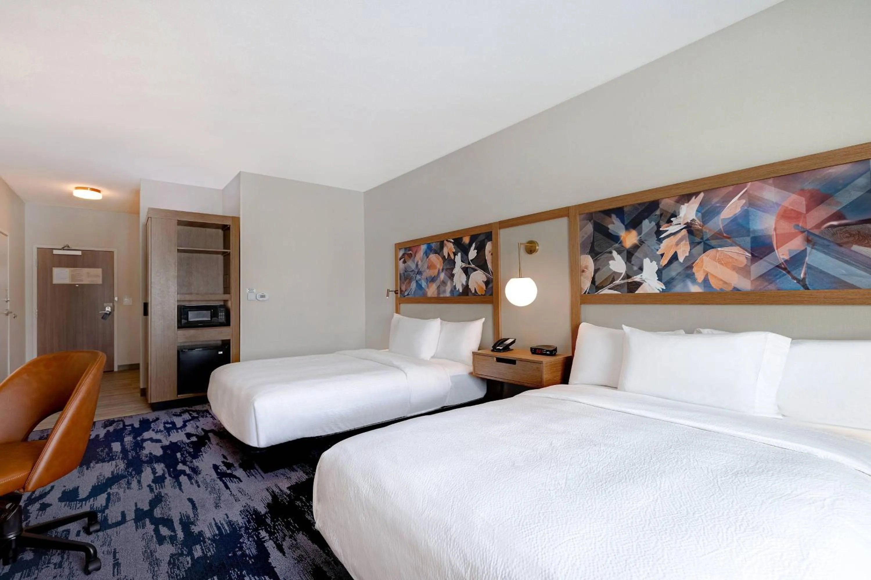 Photo of the whole room, Bed in Fairfield by Marriott Inn & Suites St. Paul Eagan