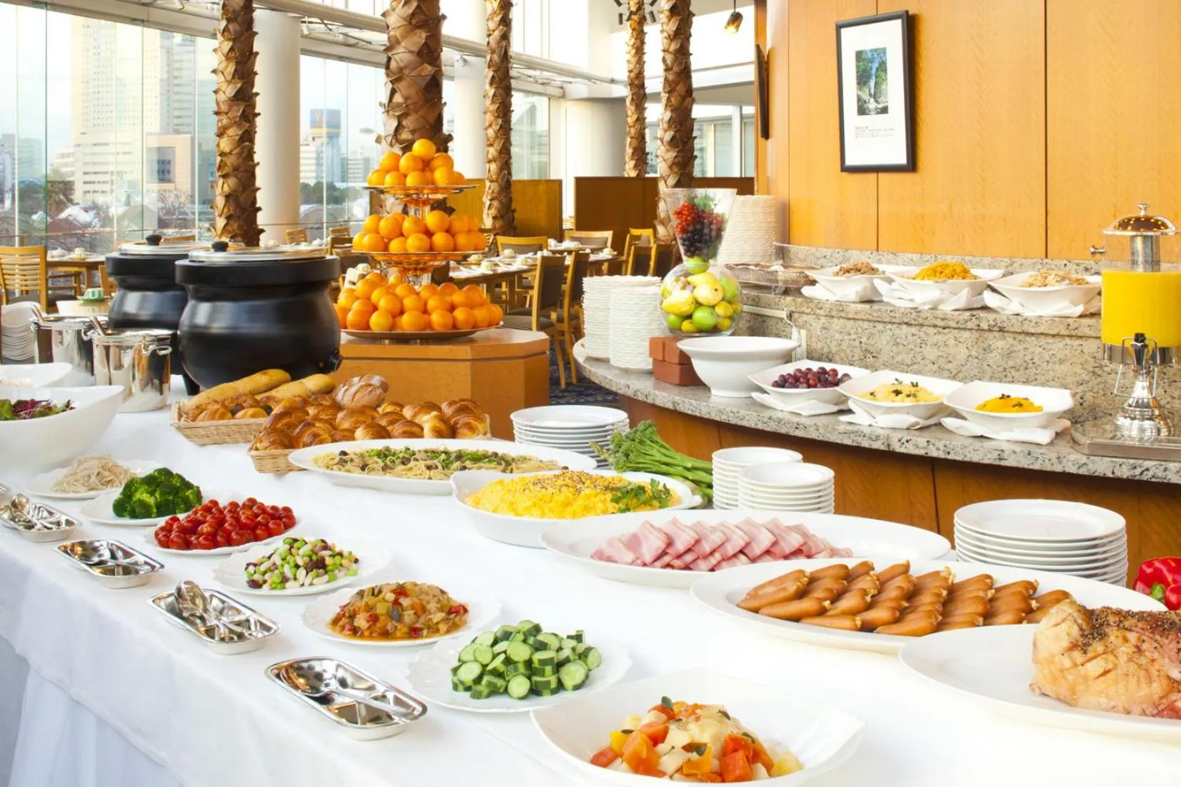 Food in The Yokohama Bay Hotel Tokyu