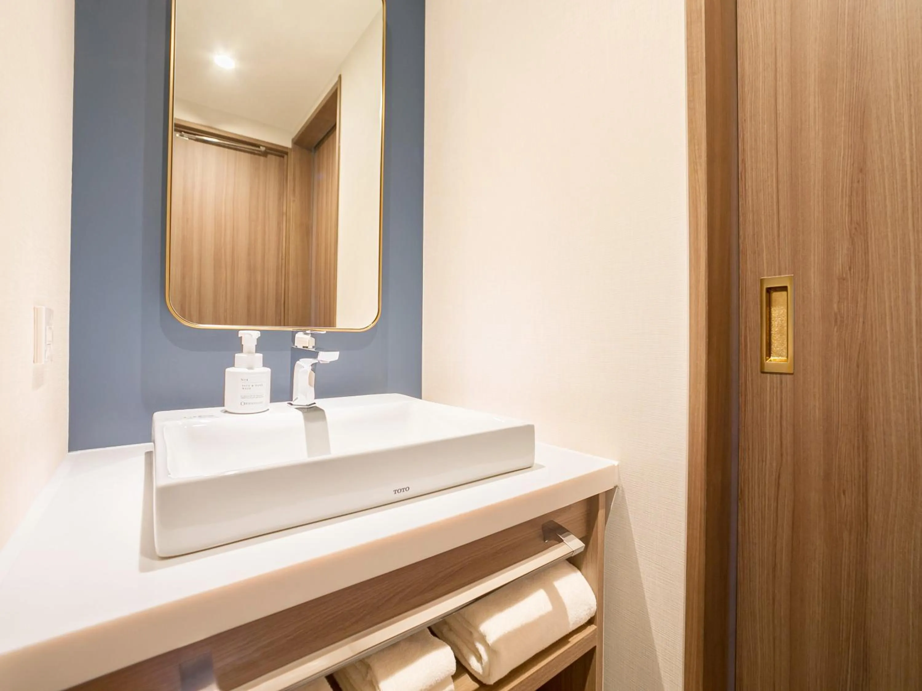 Bathroom in Oriental Hotel Tokyo Bay